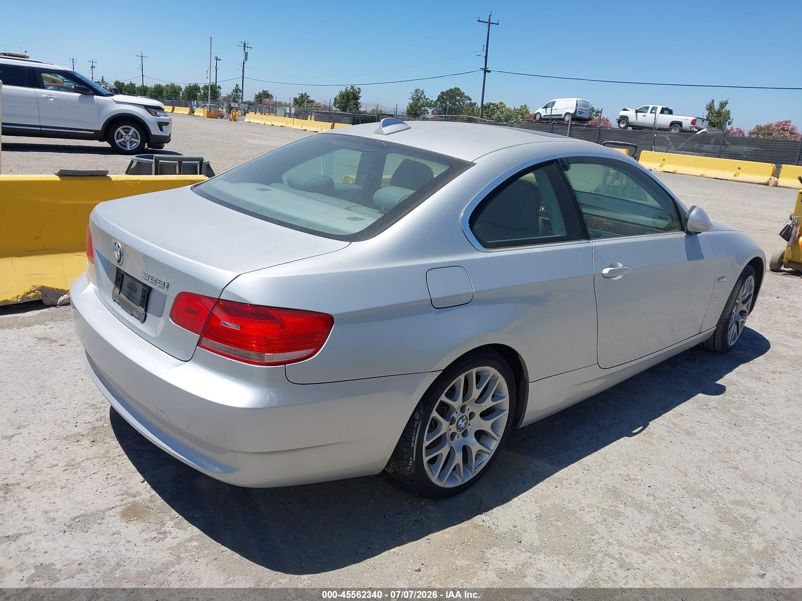 2007 Bmw 328i   Gray vin: WBAWV13527PK48600