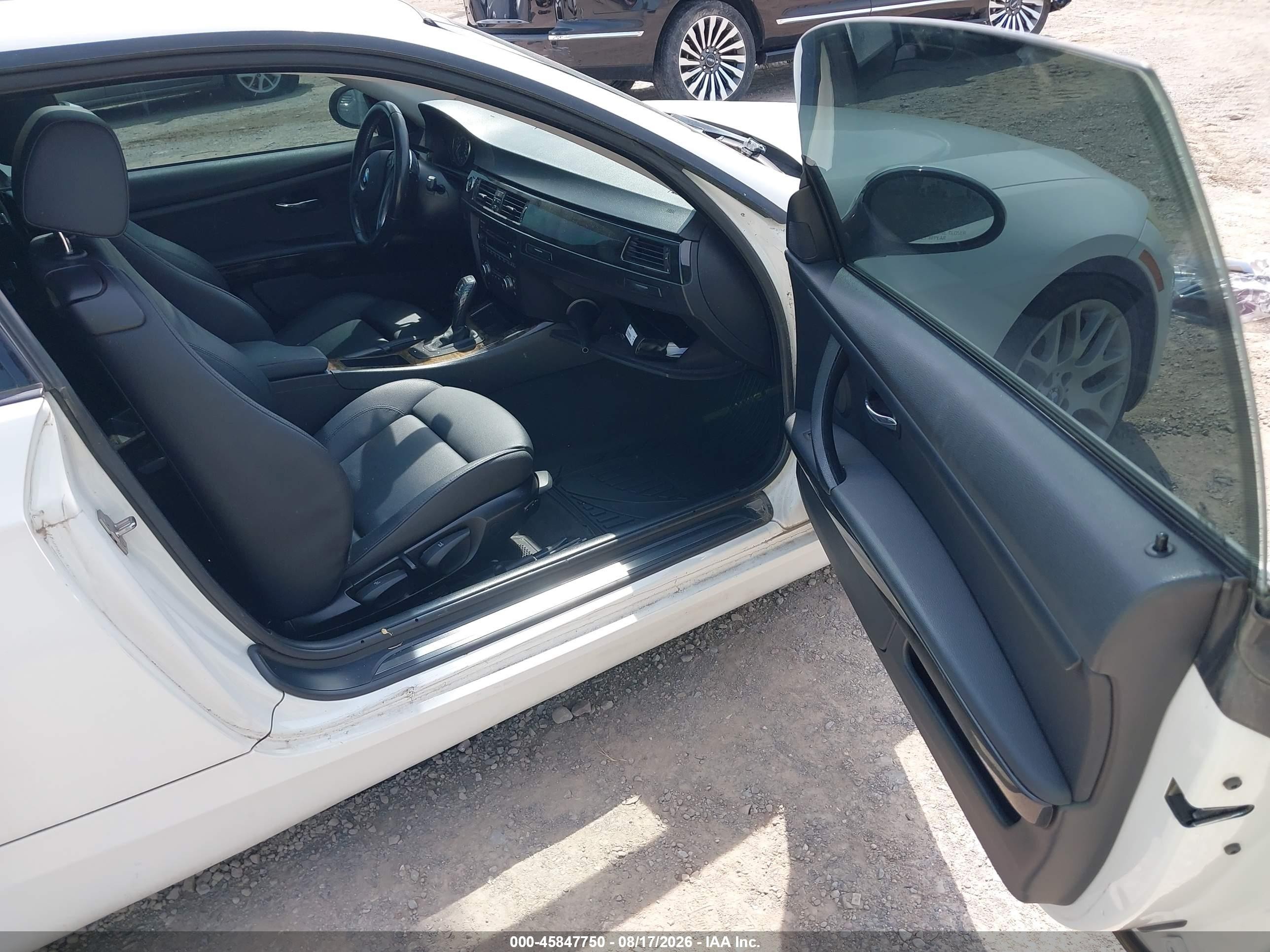 2009 Bmw 328i   White vin: WBAWV13589P123510