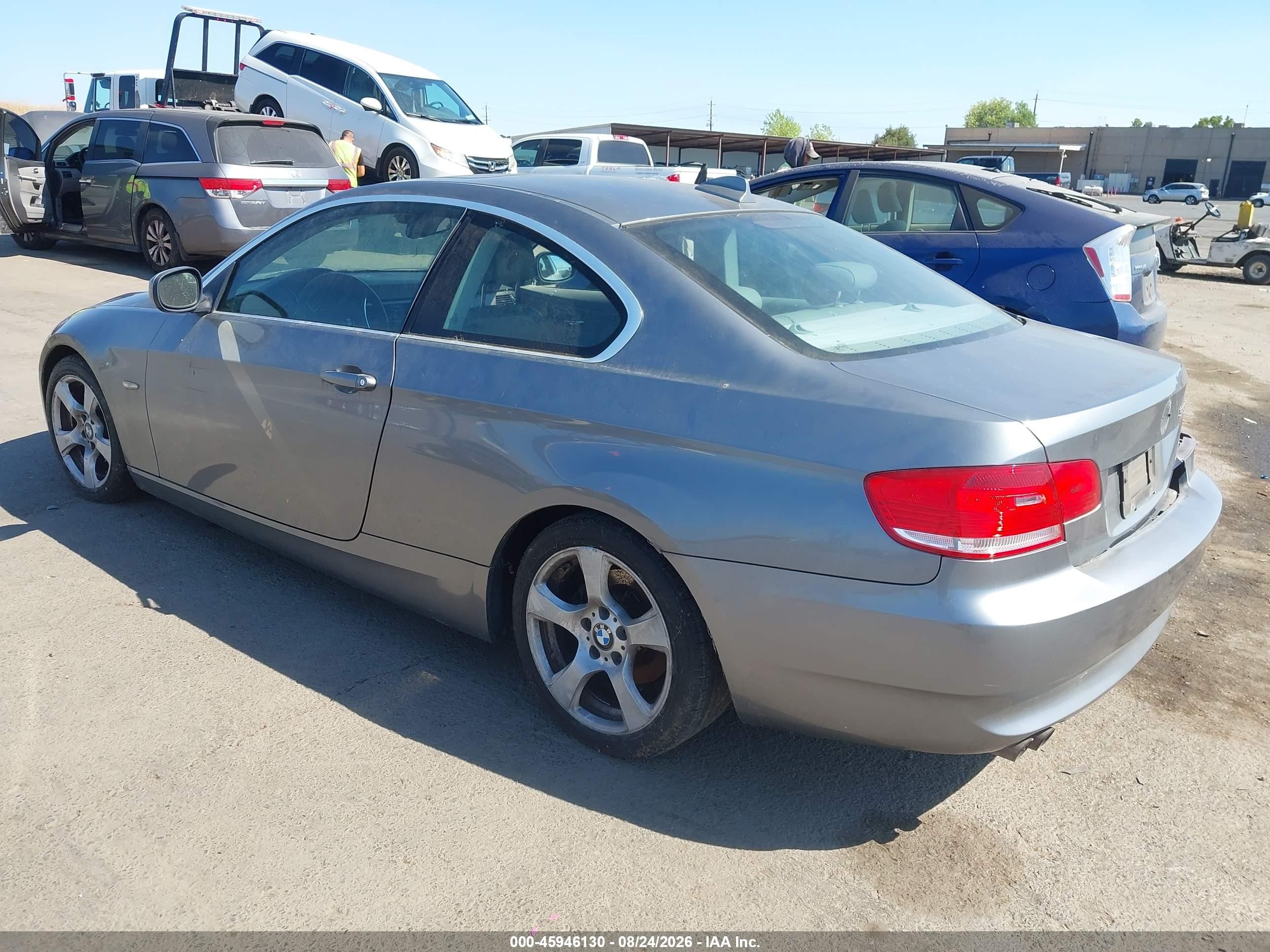 2010 Bmw 328i   Gray vin: WBAWV1C53AP124357