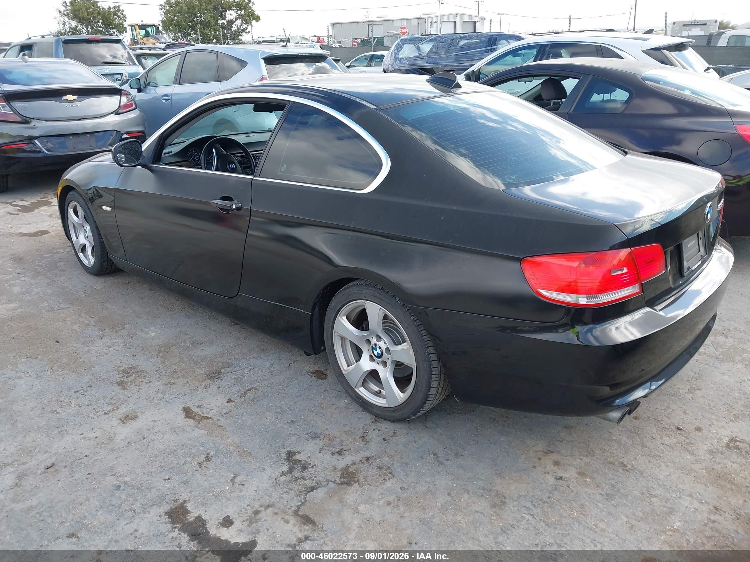 2010 Bmw 328i   Black vin: WBAWV1C56AP124224