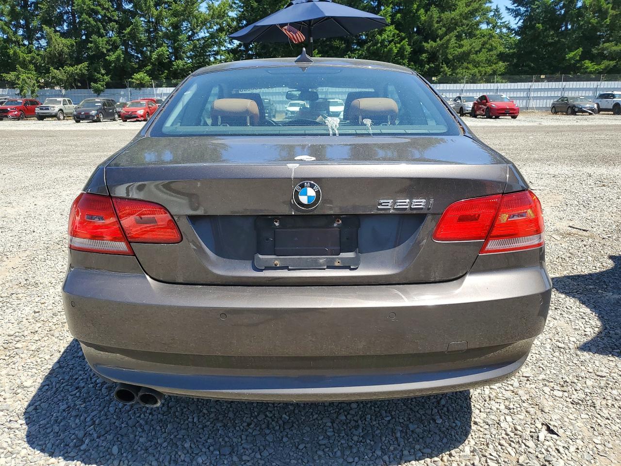 2010 Bmw 328 Xi Sulev Коричневый vin: WBAWV5C59AP081747