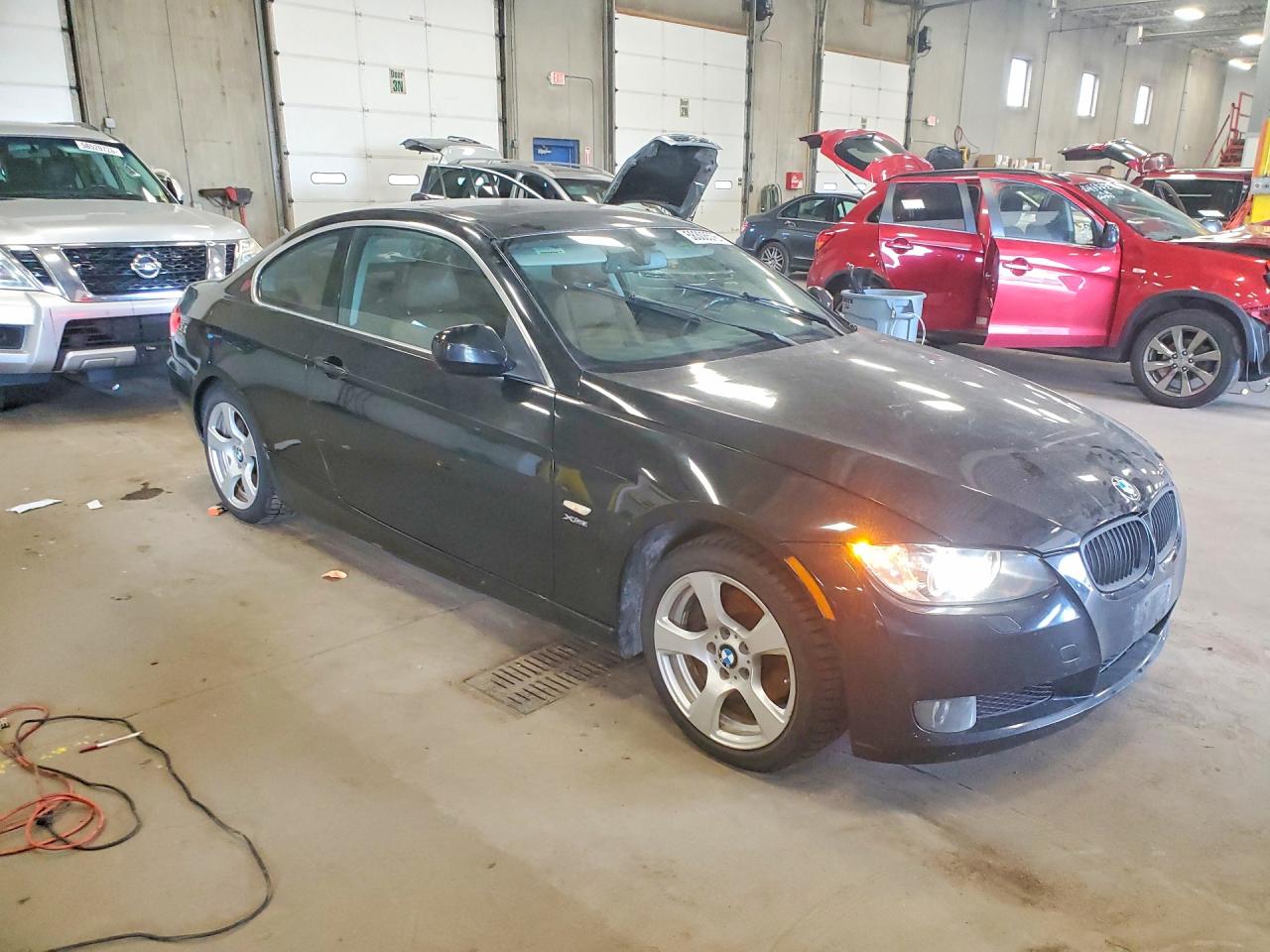 2010 Bmw 328 Xi Sulev Черный vin: WBAWV5C59AP098712