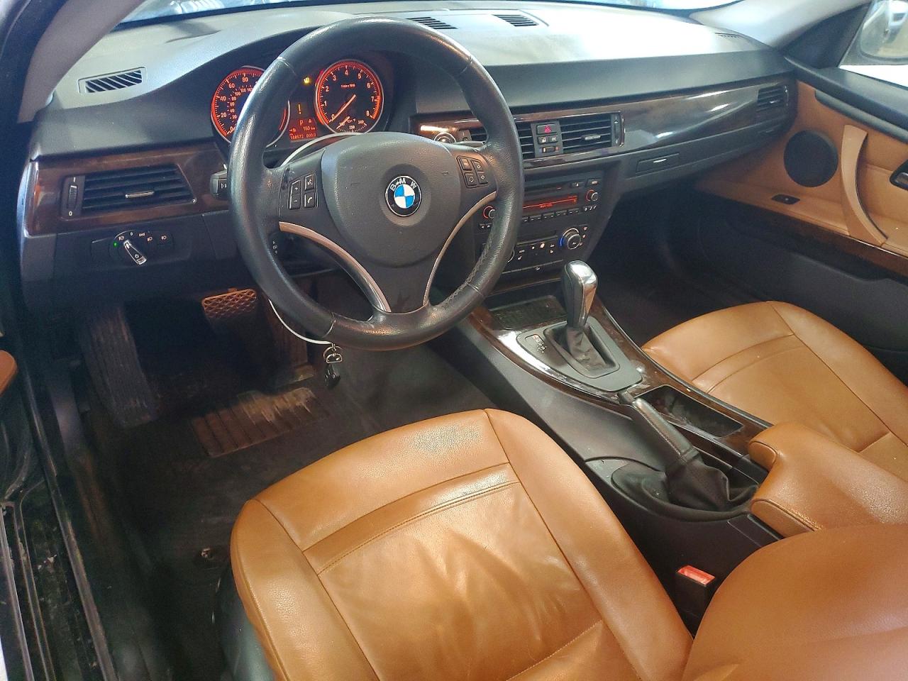 2010 Bmw 328 Xi Sulev Черный vin: WBAWV5C59AP098712