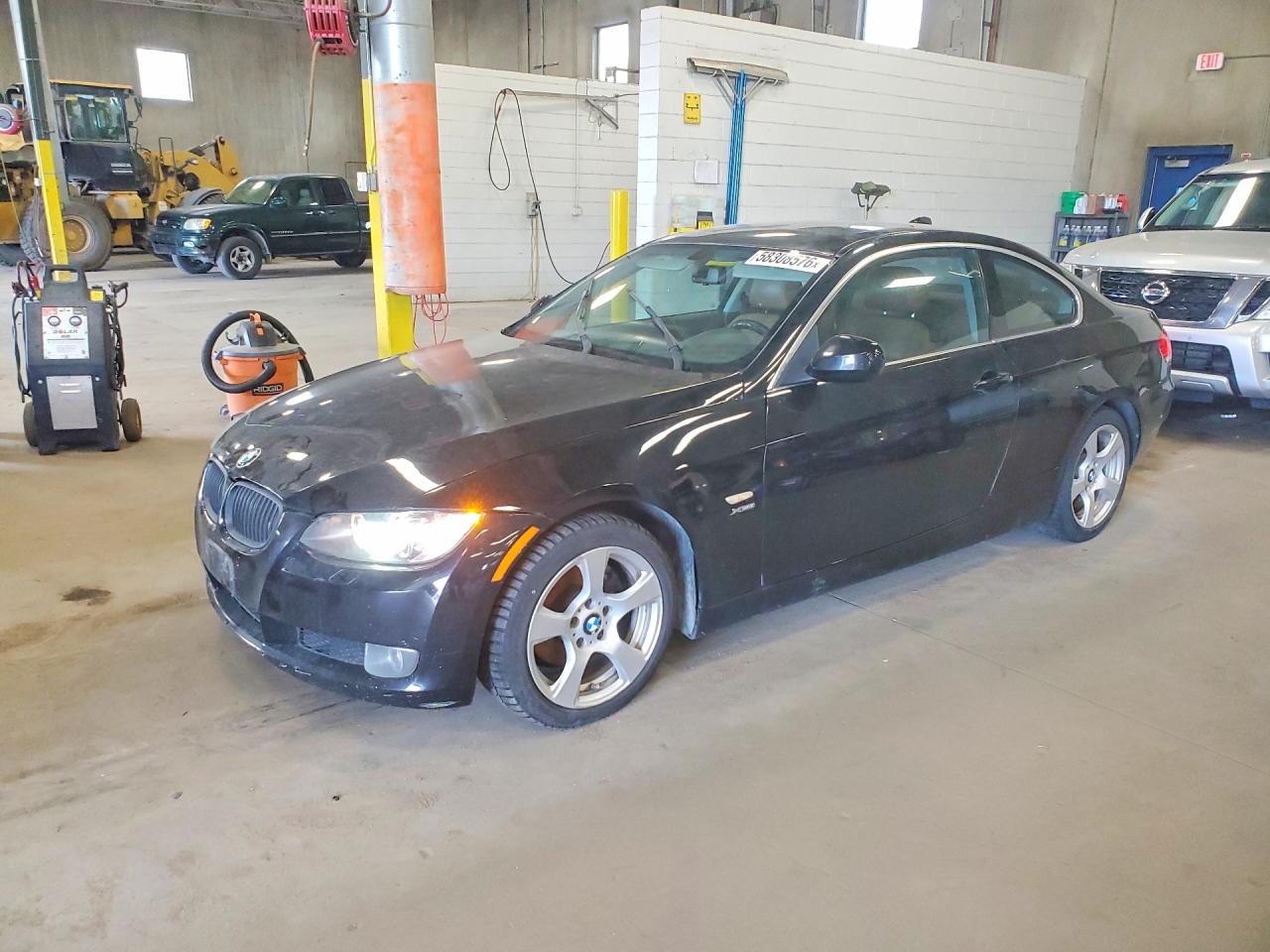 2010 Bmw 328 Xi Sulev Черный vin: WBAWV5C59AP098712