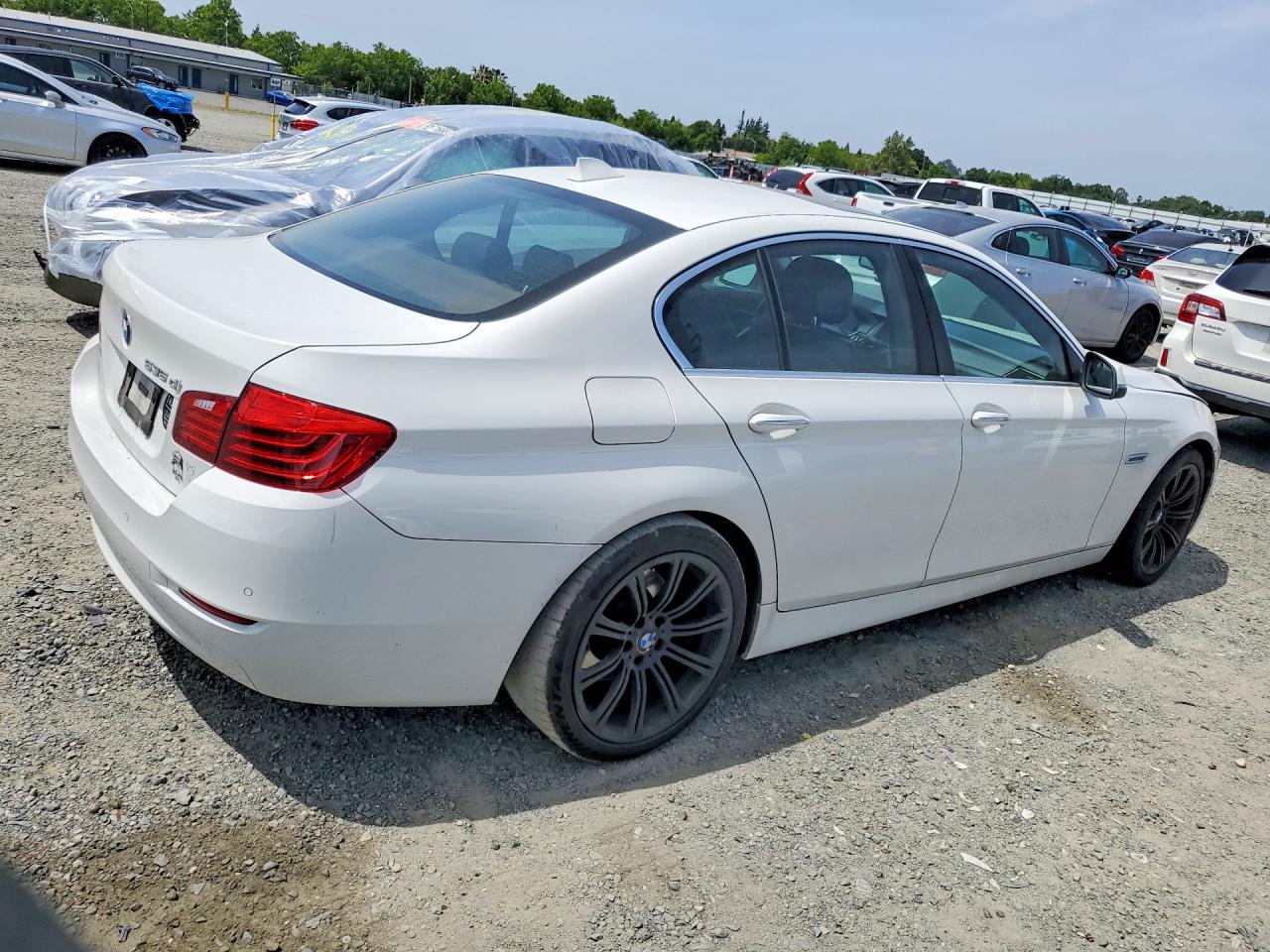 2015 Bmw 535 D White vin: WBAXA5C53FD691295