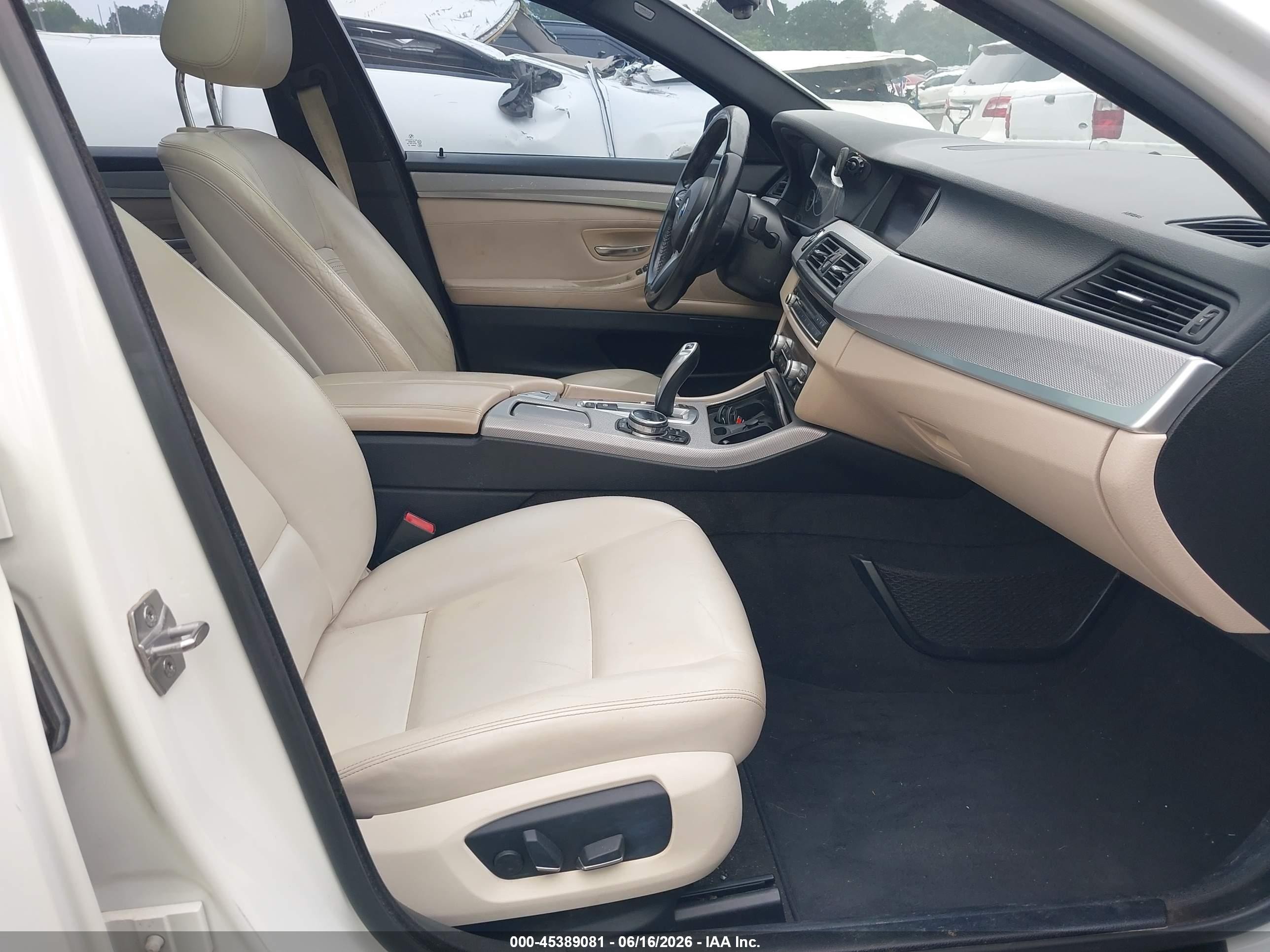 2014 Bmw 535d   White vin: WBAXA5C54ED001682