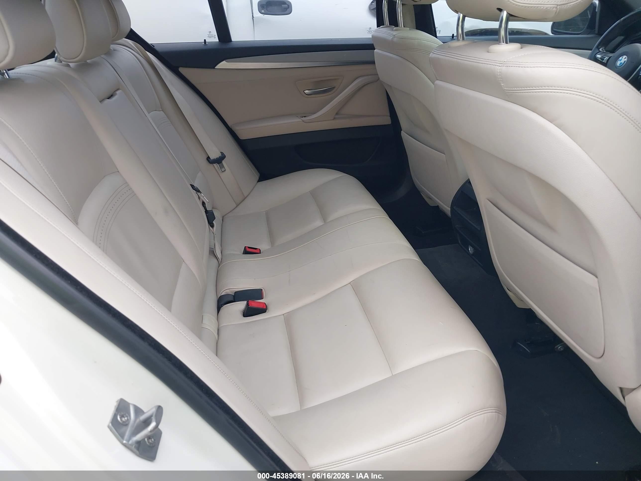 2014 Bmw 535d   White vin: WBAXA5C54ED001682