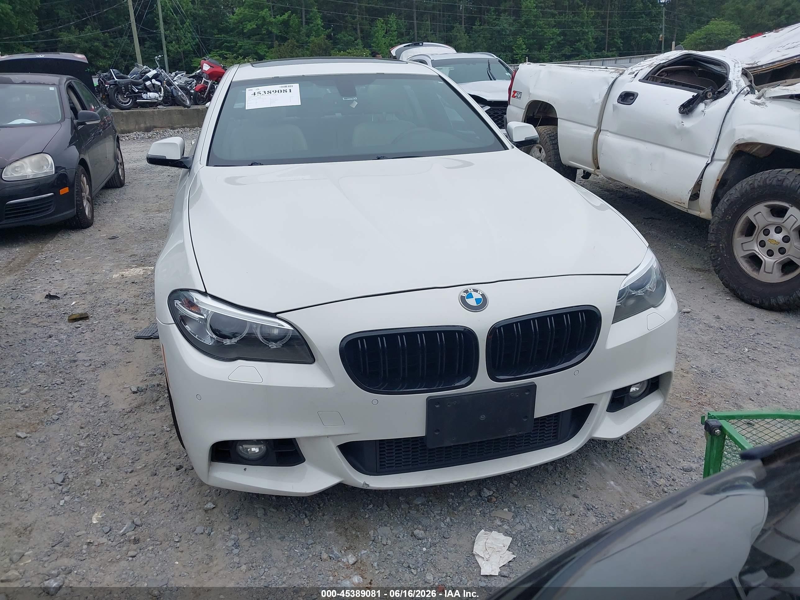 2014 Bmw 535d   White vin: WBAXA5C54ED001682