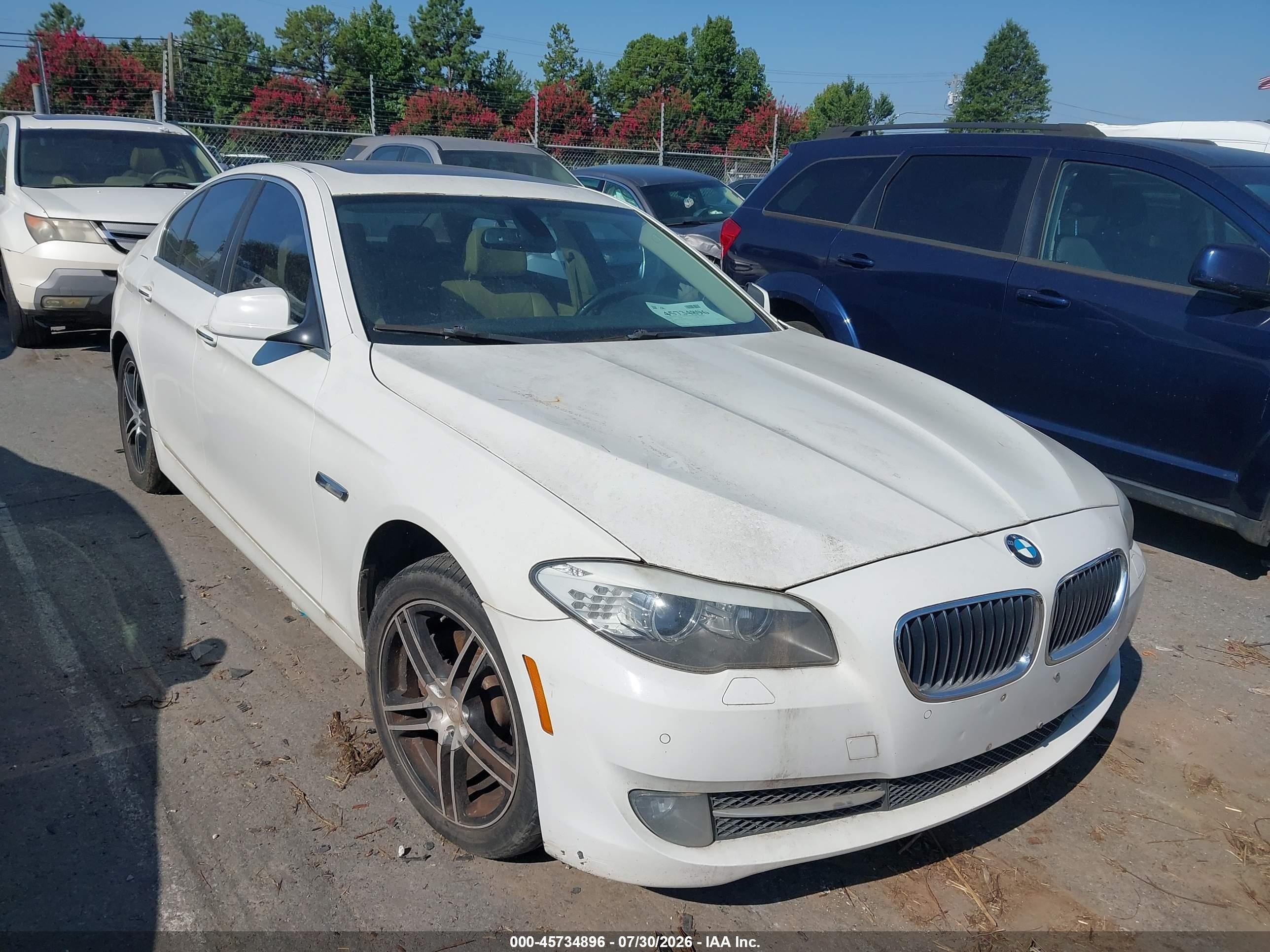 2012 Bmw 528i   White vin: WBAXG5C50CDX02523