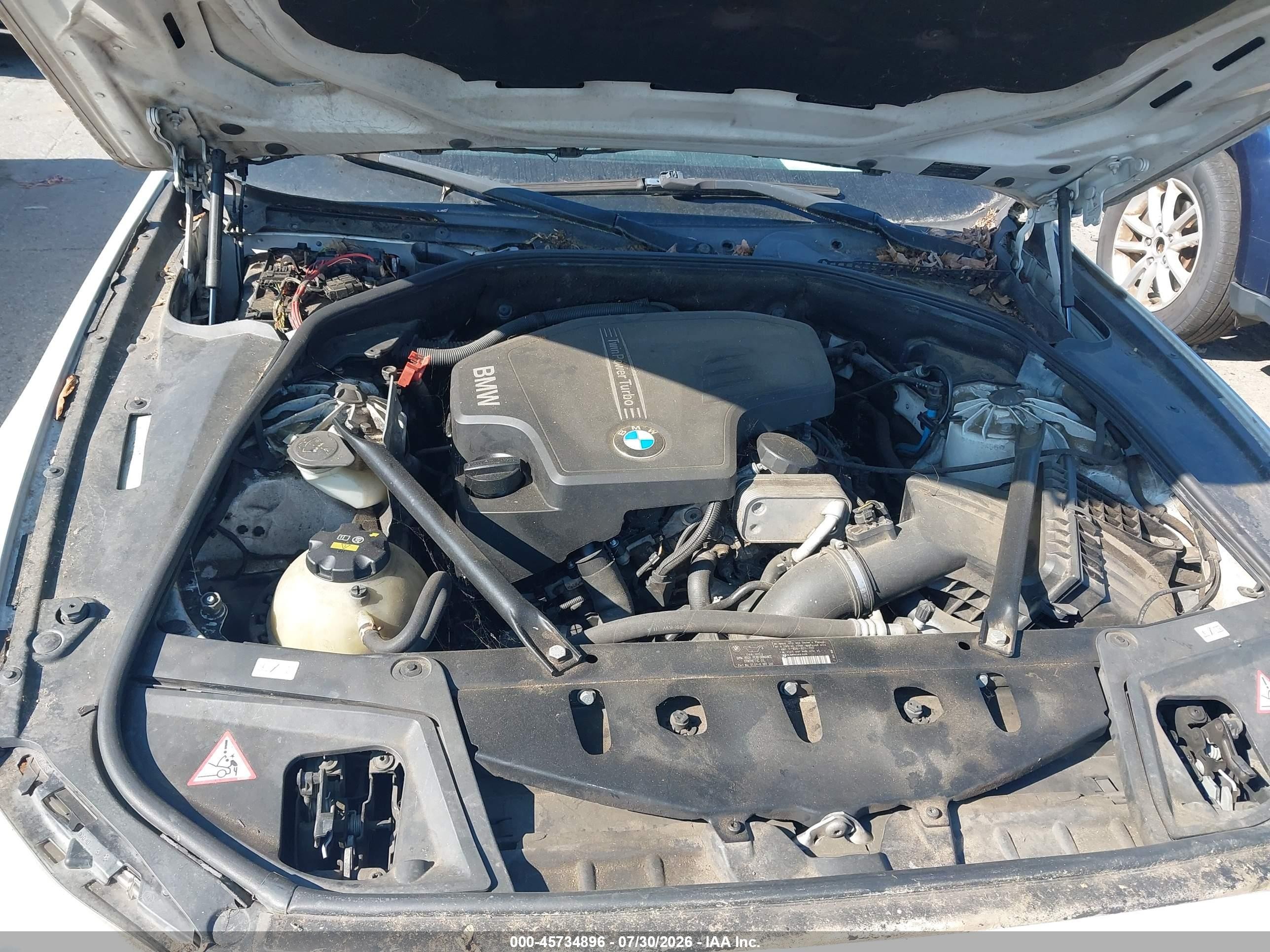2012 Bmw 528i   White vin: WBAXG5C50CDX02523