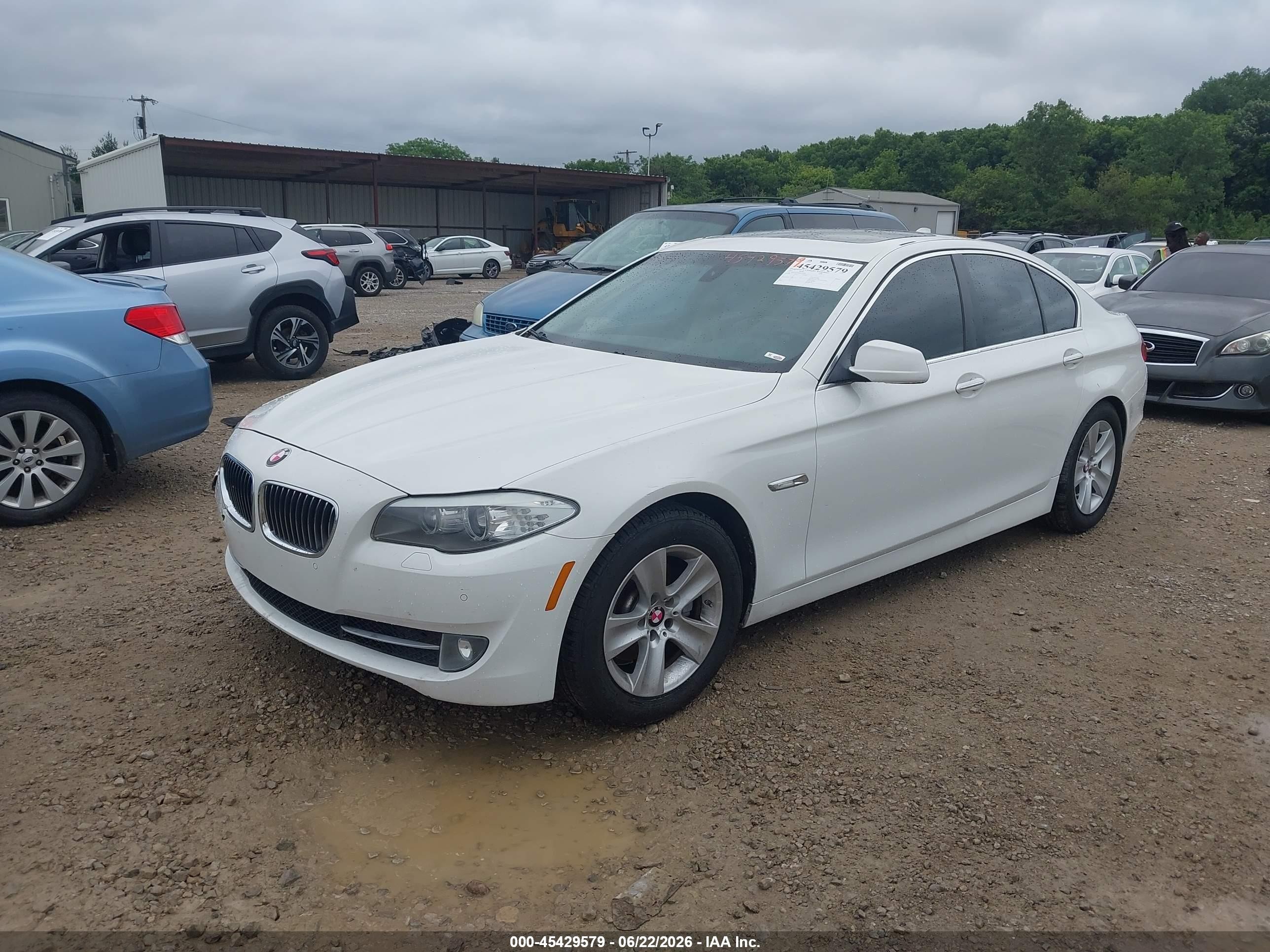 2012 Bmw 528i   Белый vin: WBAXG5C50CDY30230