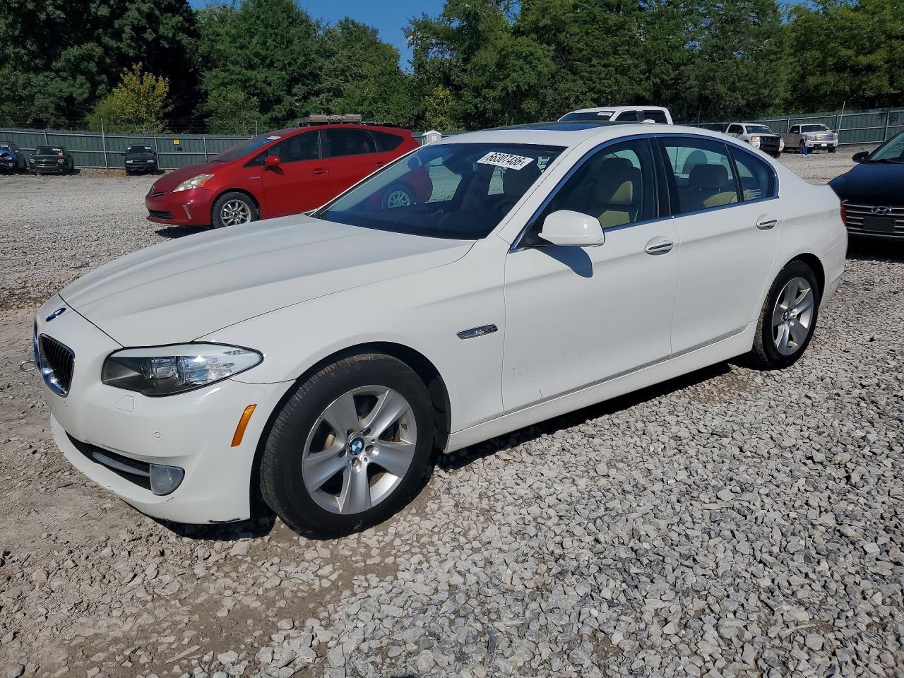 2013 Bmw 528 I White vin: WBAXG5C50DD231636