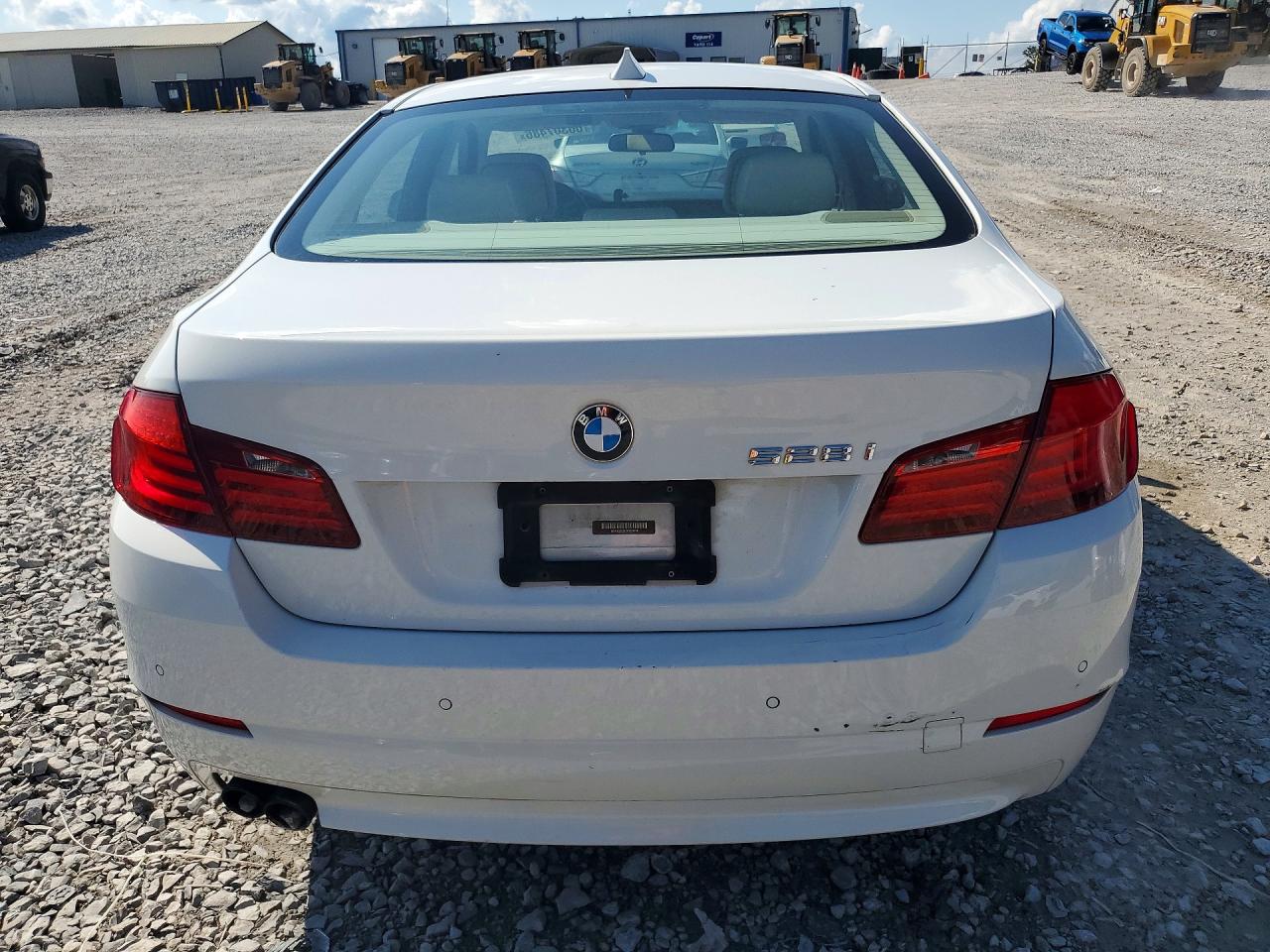 2013 Bmw 528 I White vin: WBAXG5C50DD231636