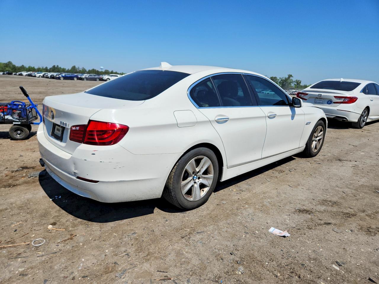 2013 Bmw 528 I White vin: WBAXG5C51DDY36782