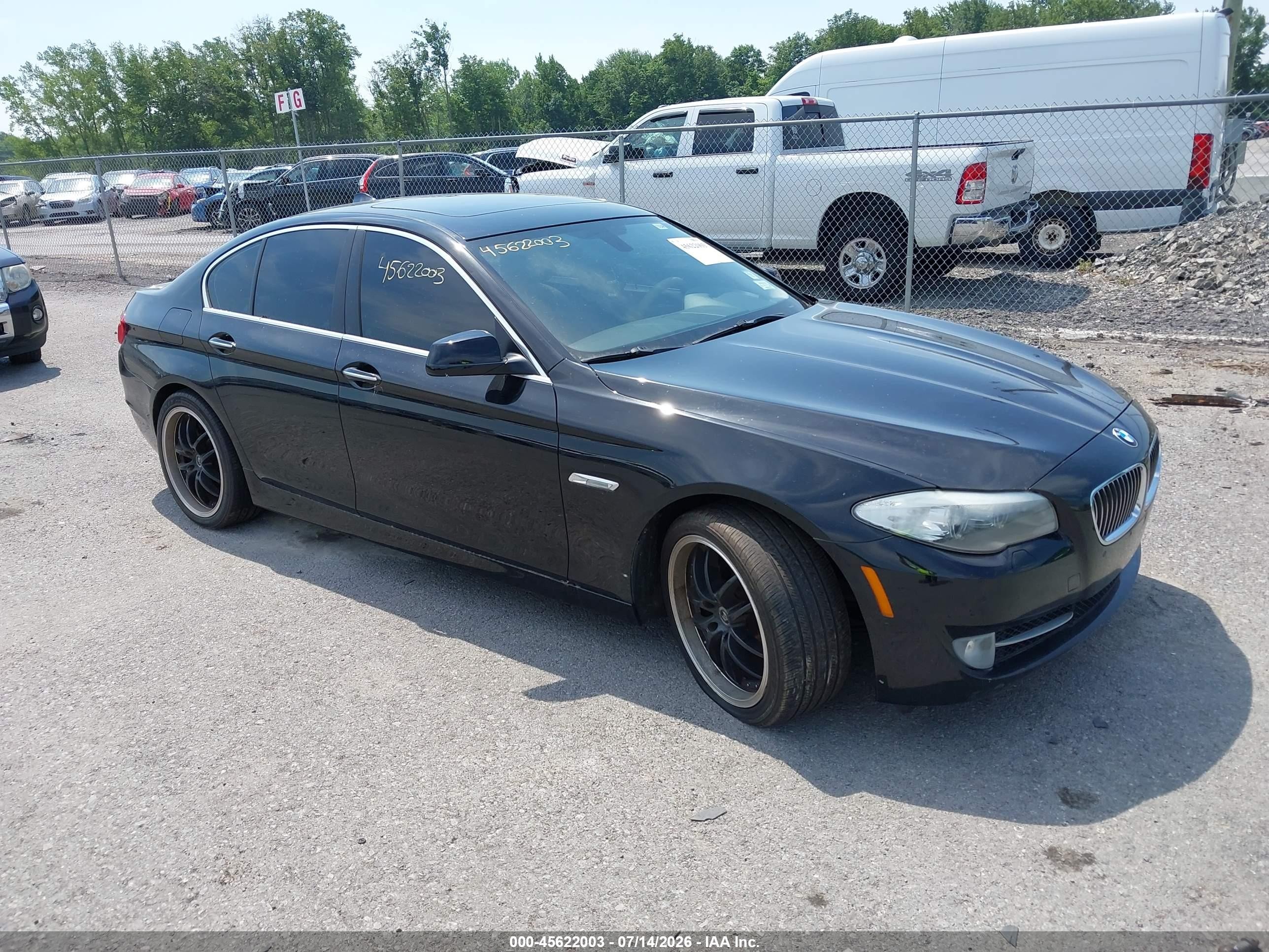 2013 Bmw 528i   Black vin: WBAXG5C51DDY37916