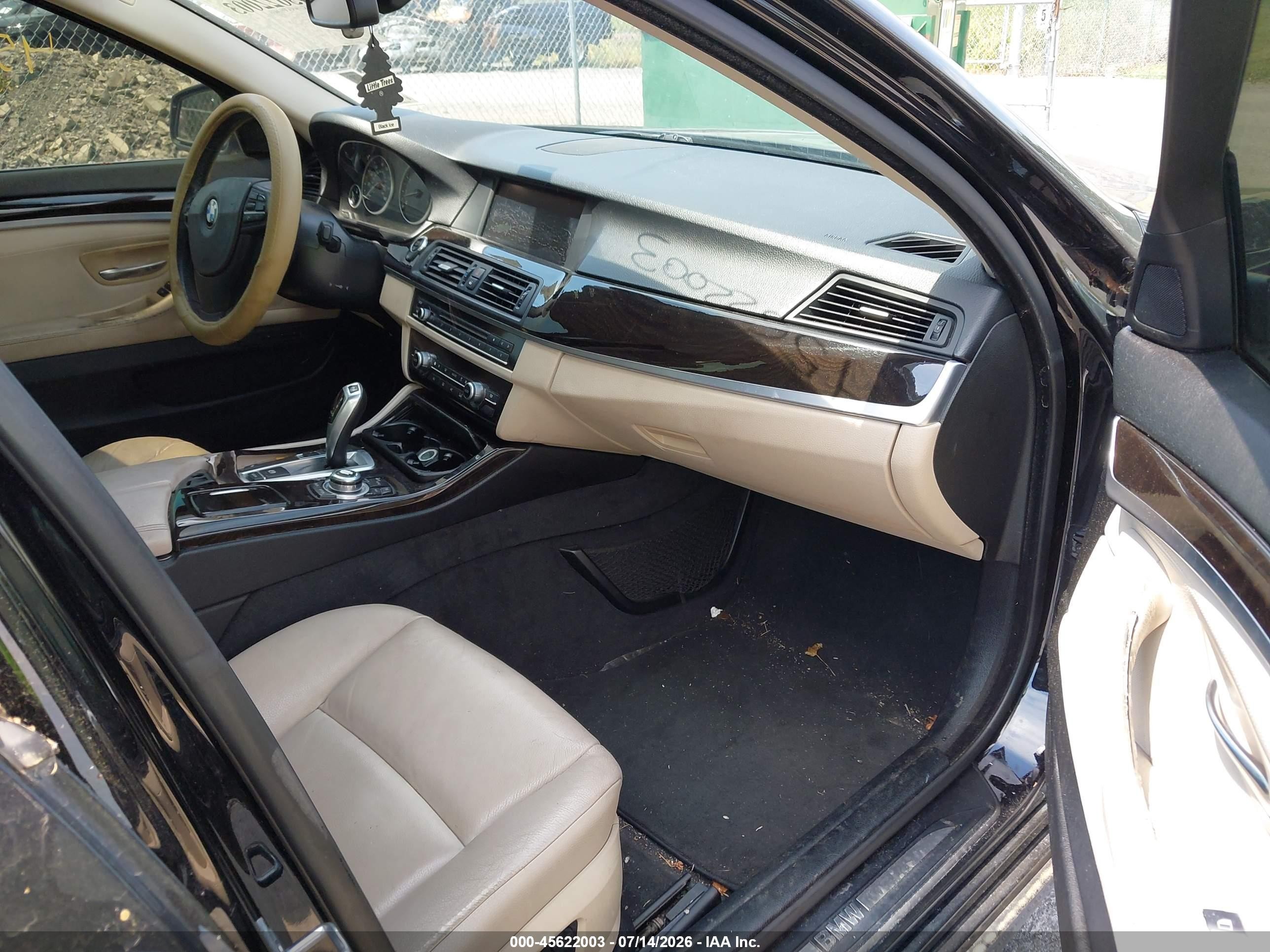 2013 Bmw 528i   Black vin: WBAXG5C51DDY37916