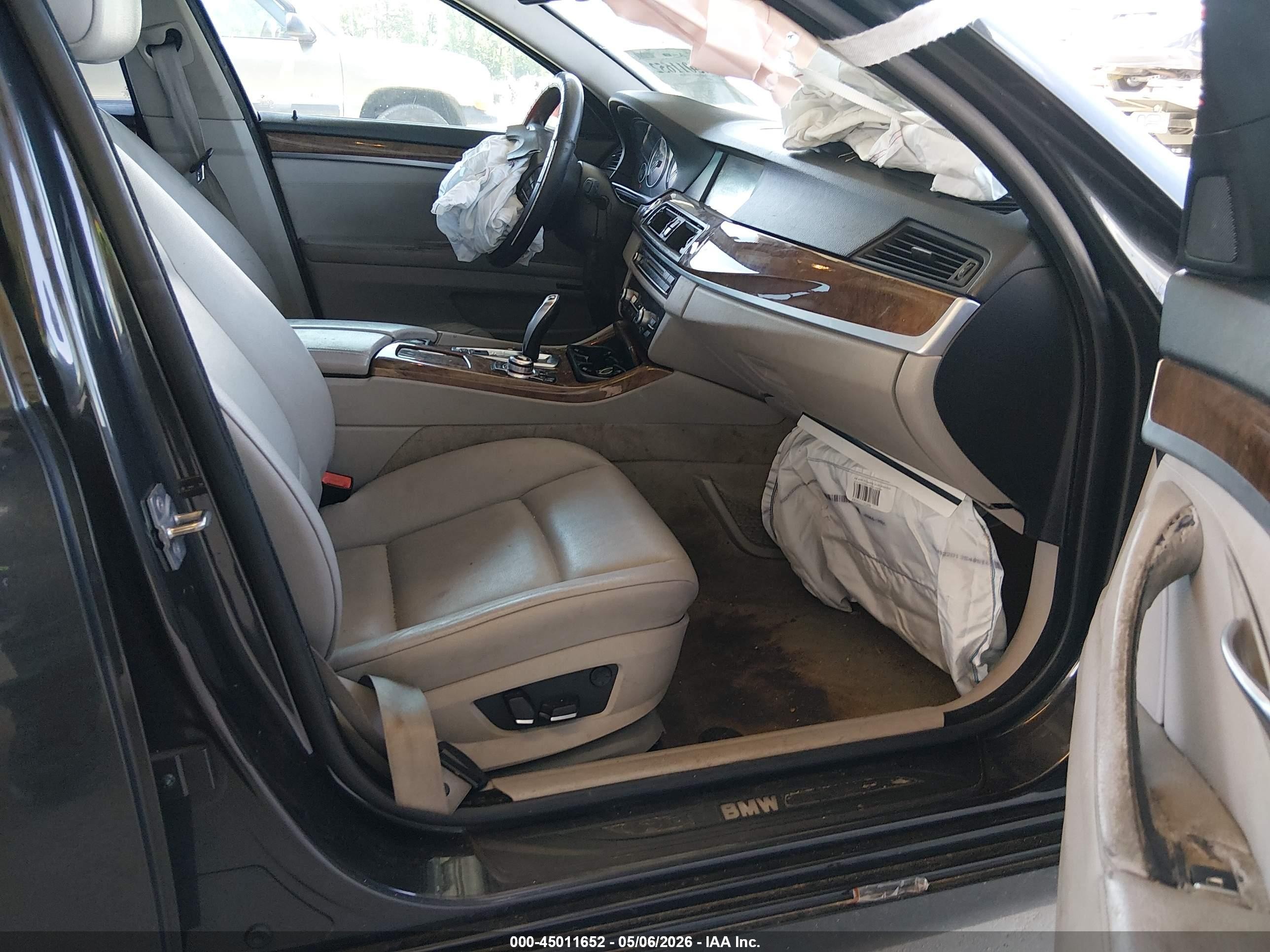 2012 Bmw 528i   Серый vin: WBAXG5C52CDW85367