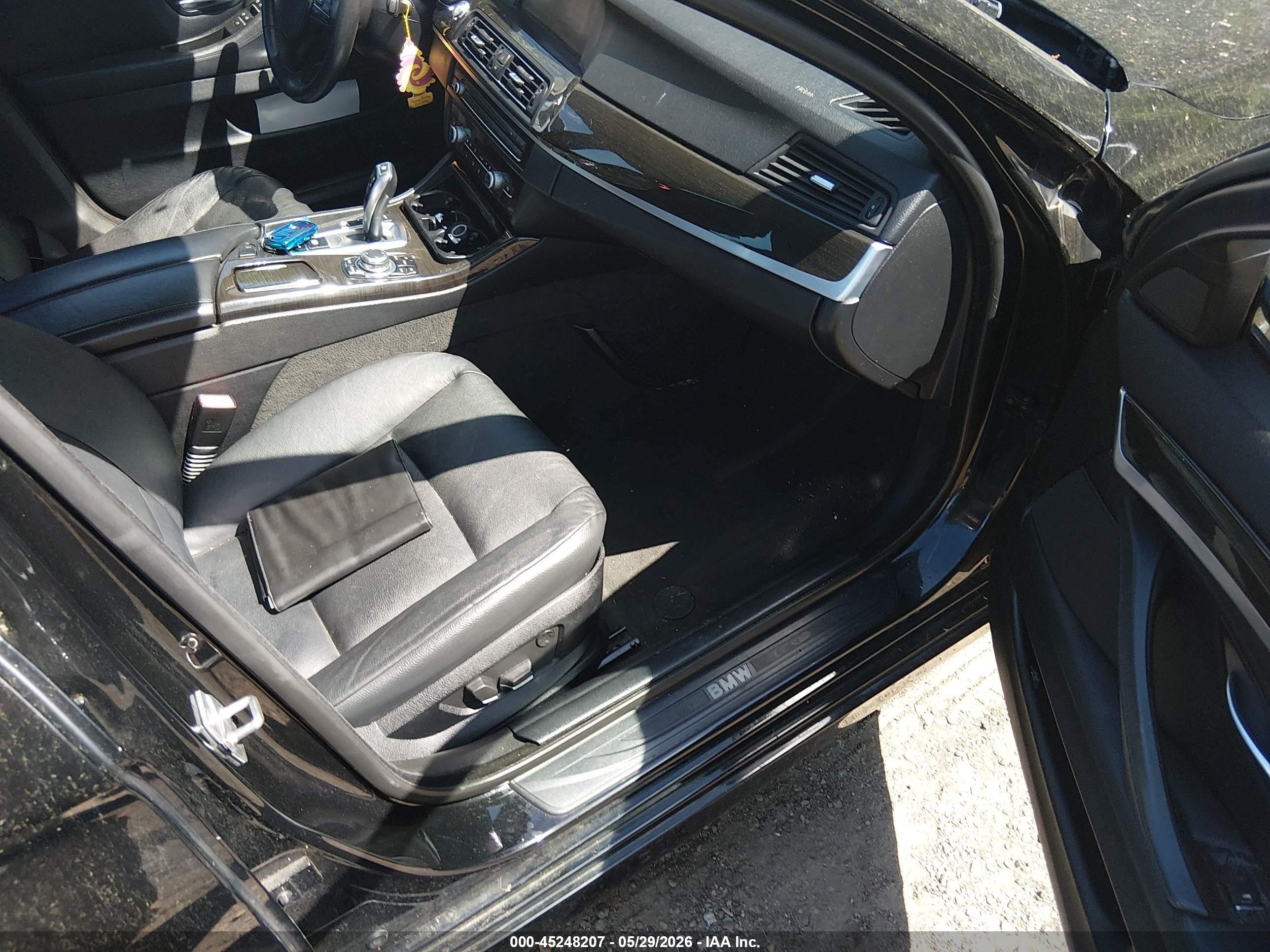 2012 Bmw 528i   Black vin: WBAXG5C53CDX03536