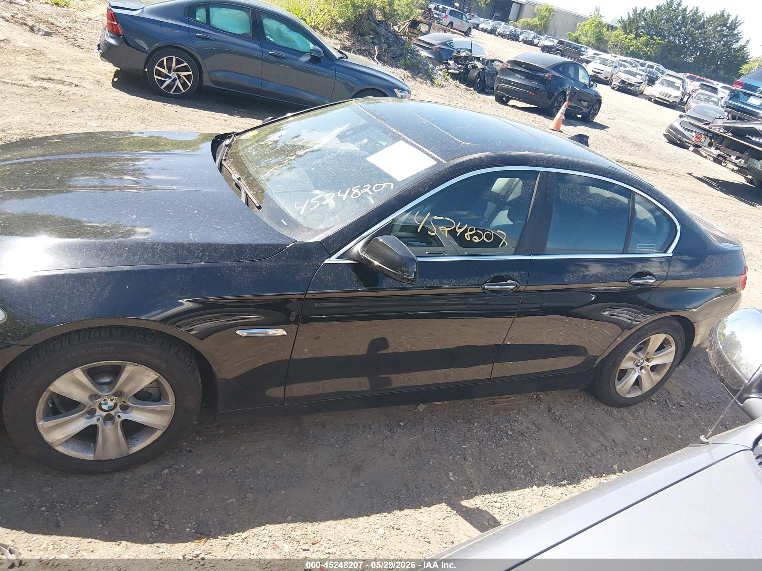 2012 Bmw 528i   Black vin: WBAXG5C53CDX03536