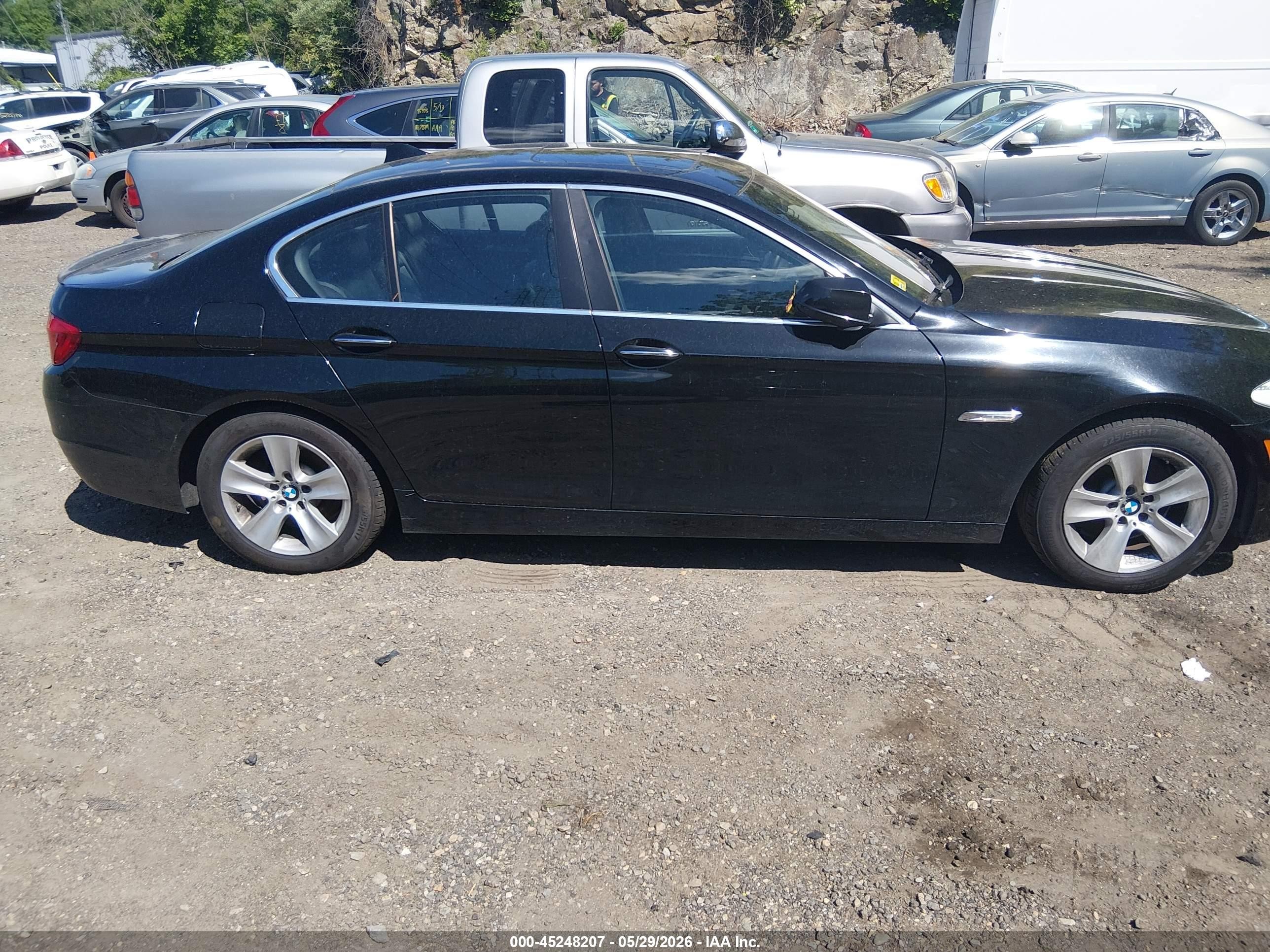2012 Bmw 528i   Black vin: WBAXG5C53CDX03536