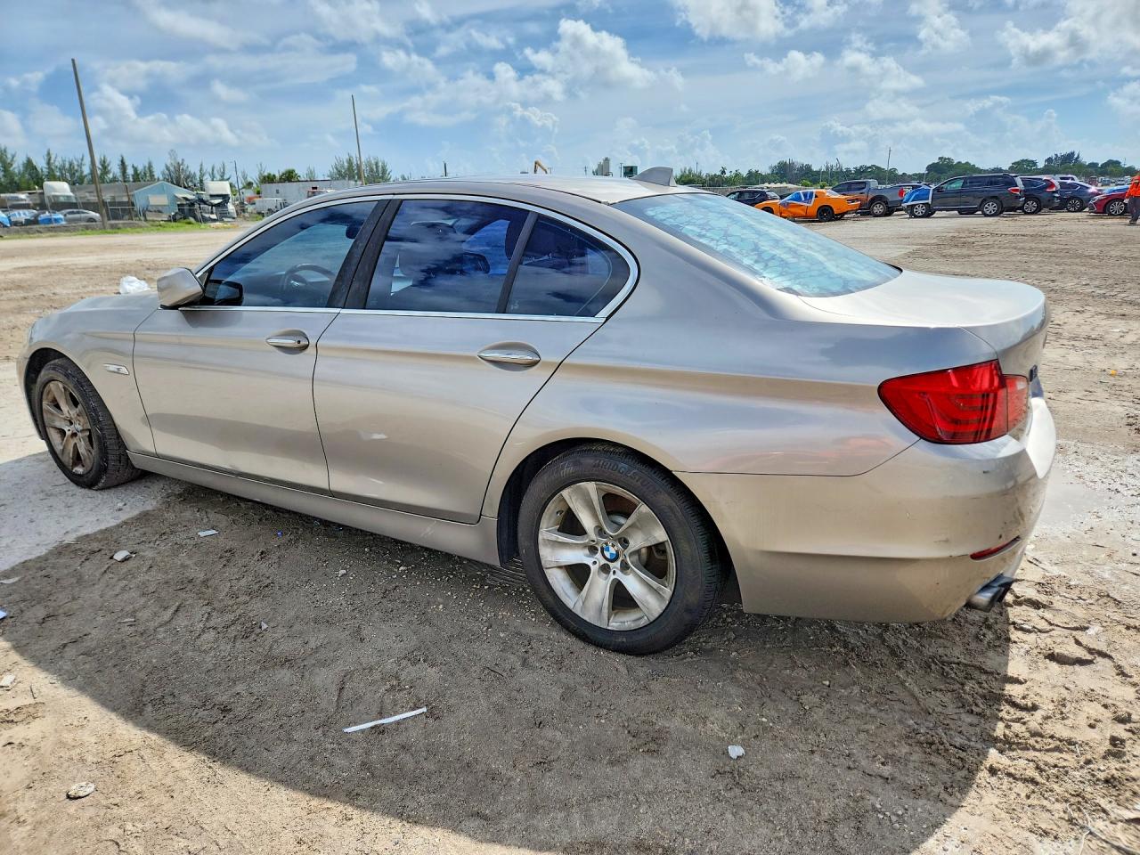 2013 Bmw 528 I Silver vin: WBAXG5C53DD233428