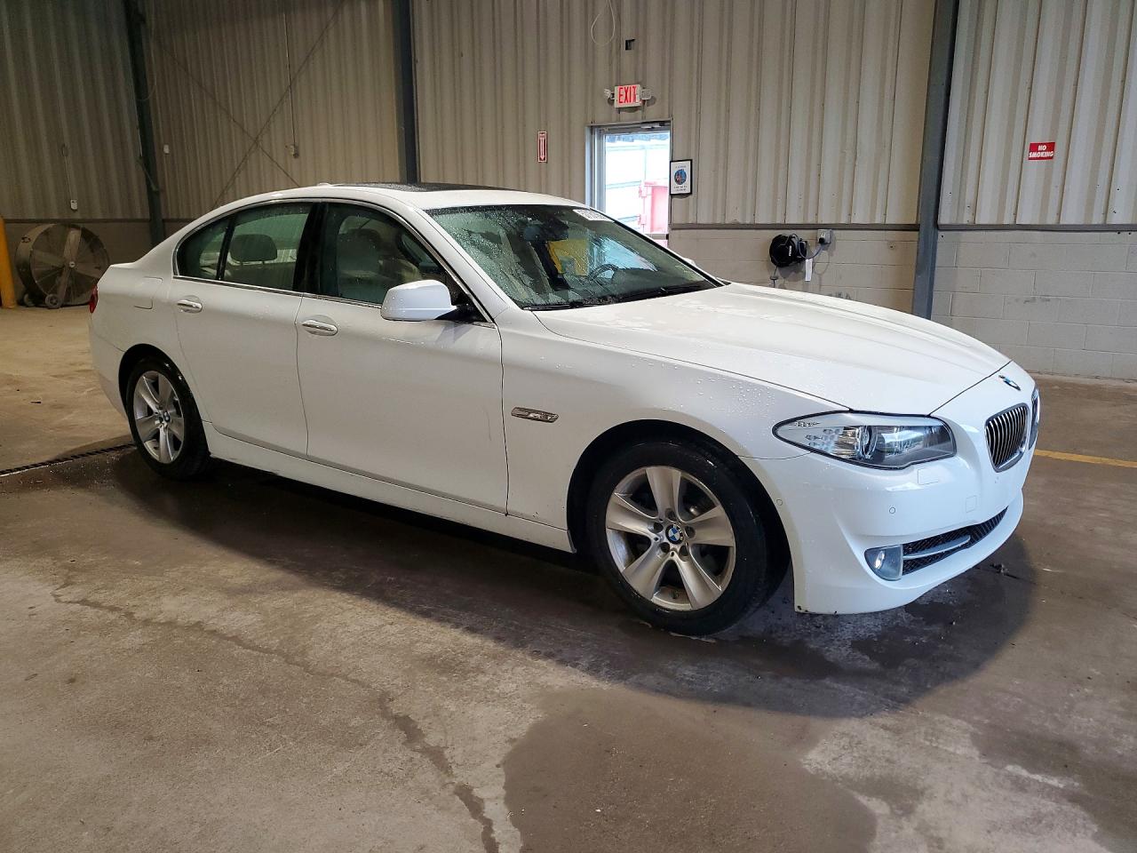 2013 Bmw 528 I White vin: WBAXG5C53DD234319