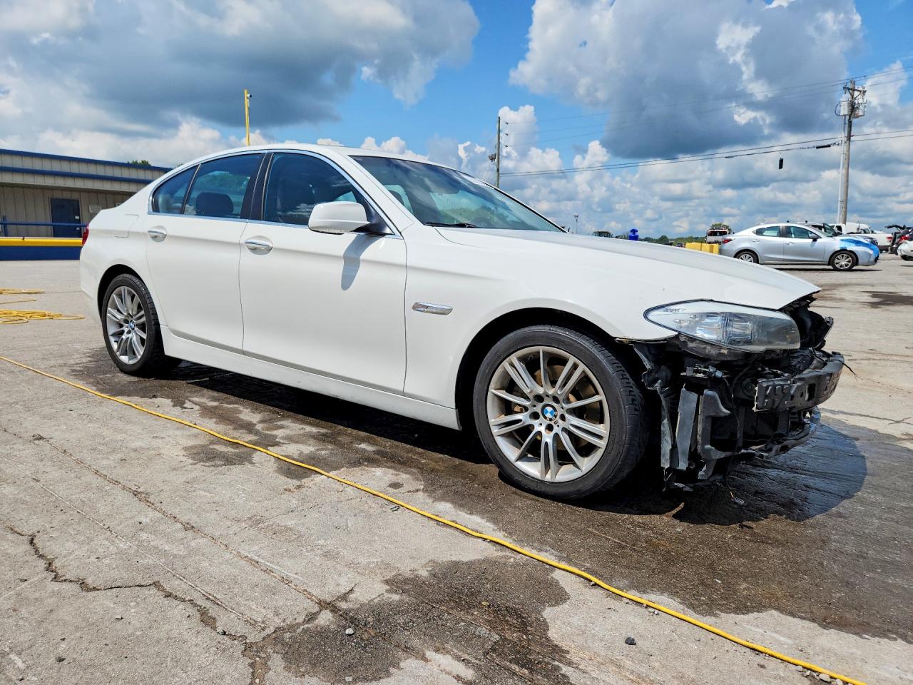 2013 Bmw 528 I White vin: WBAXG5C53DDY30871