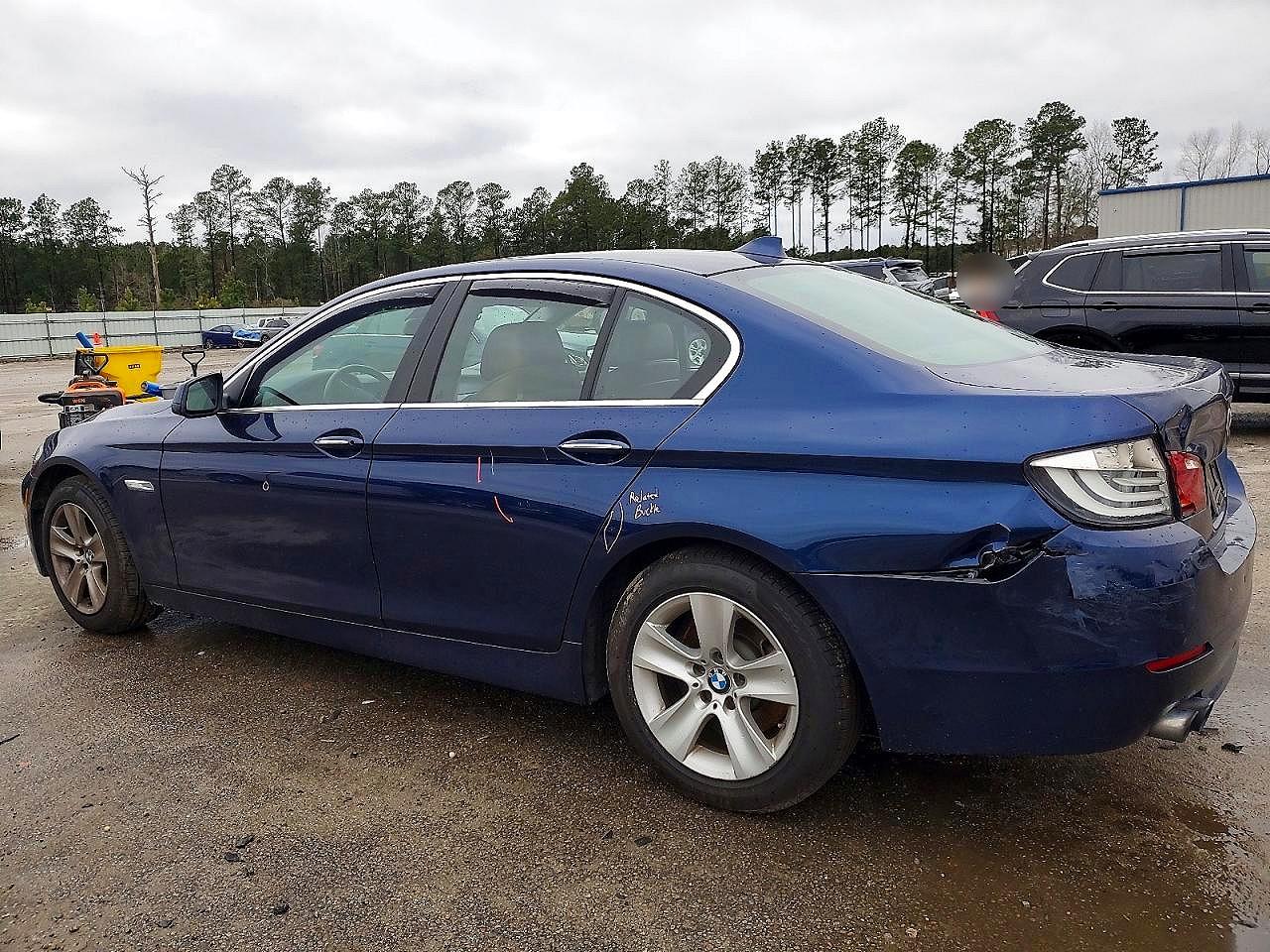 2013 Bmw 528 I Blue vin: WBAXG5C53DDY32474