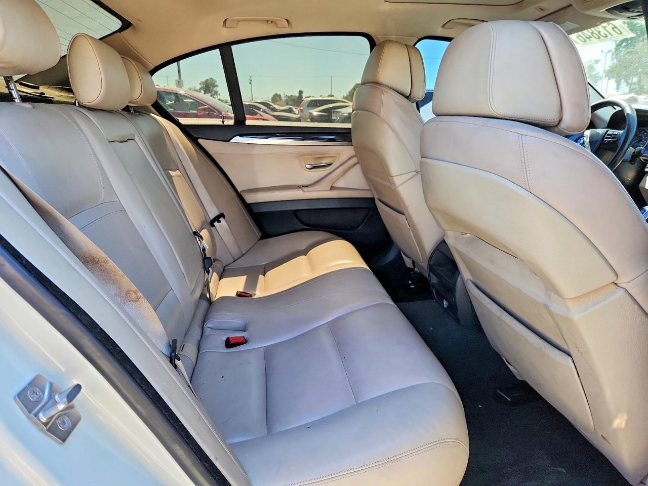 2012 Bmw 528 I White vin: WBAXG5C54CDW66268
