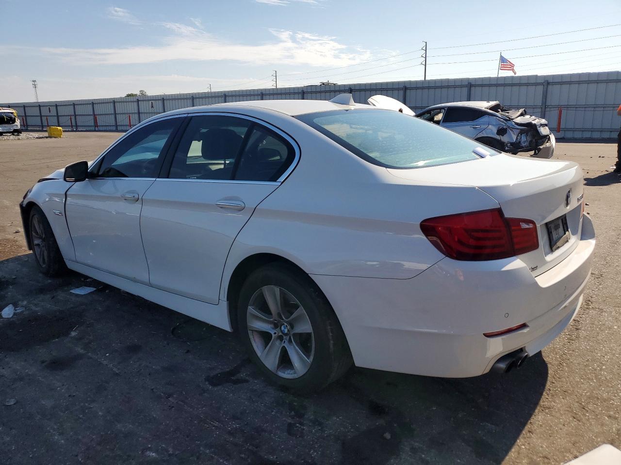 2013 Bmw 528 I White vin: WBAXG5C54DD230182