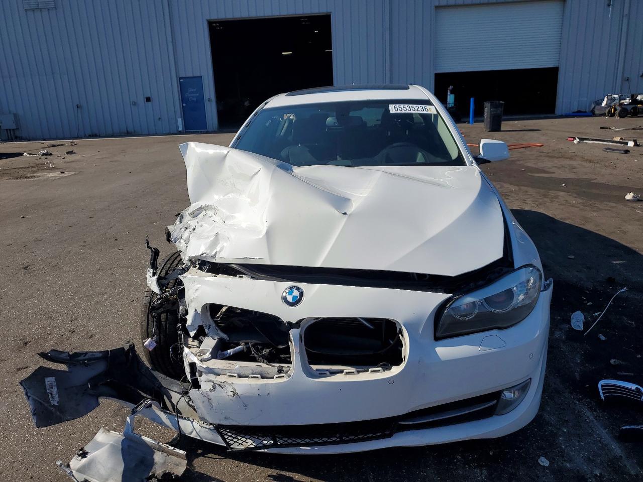 2013 Bmw 528 I White vin: WBAXG5C54DD230182