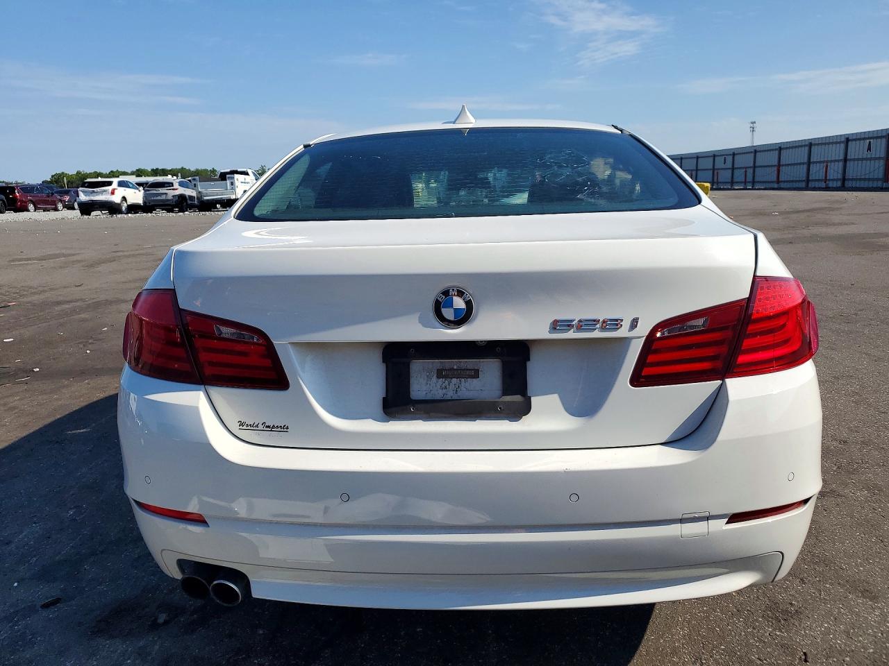 2013 Bmw 528 I White vin: WBAXG5C54DD230182