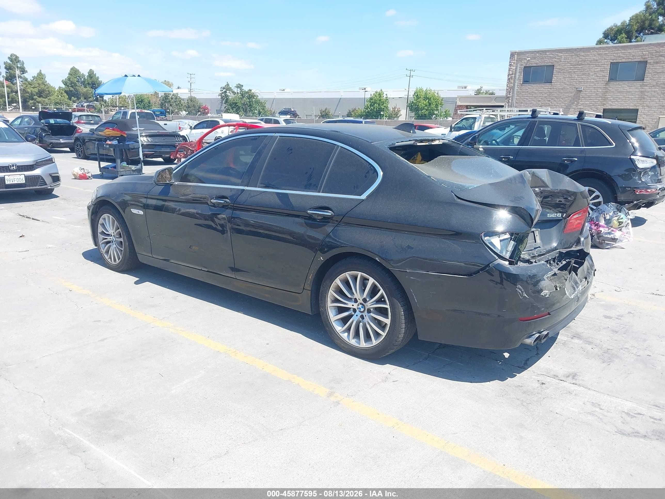 2013 Bmw 528i   Black vin: WBAXG5C54DDY32094