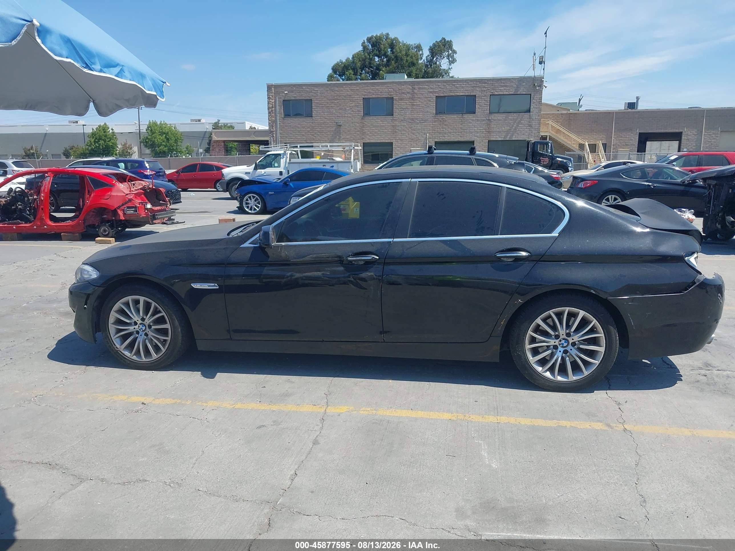 2013 Bmw 528i   Black vin: WBAXG5C54DDY32094