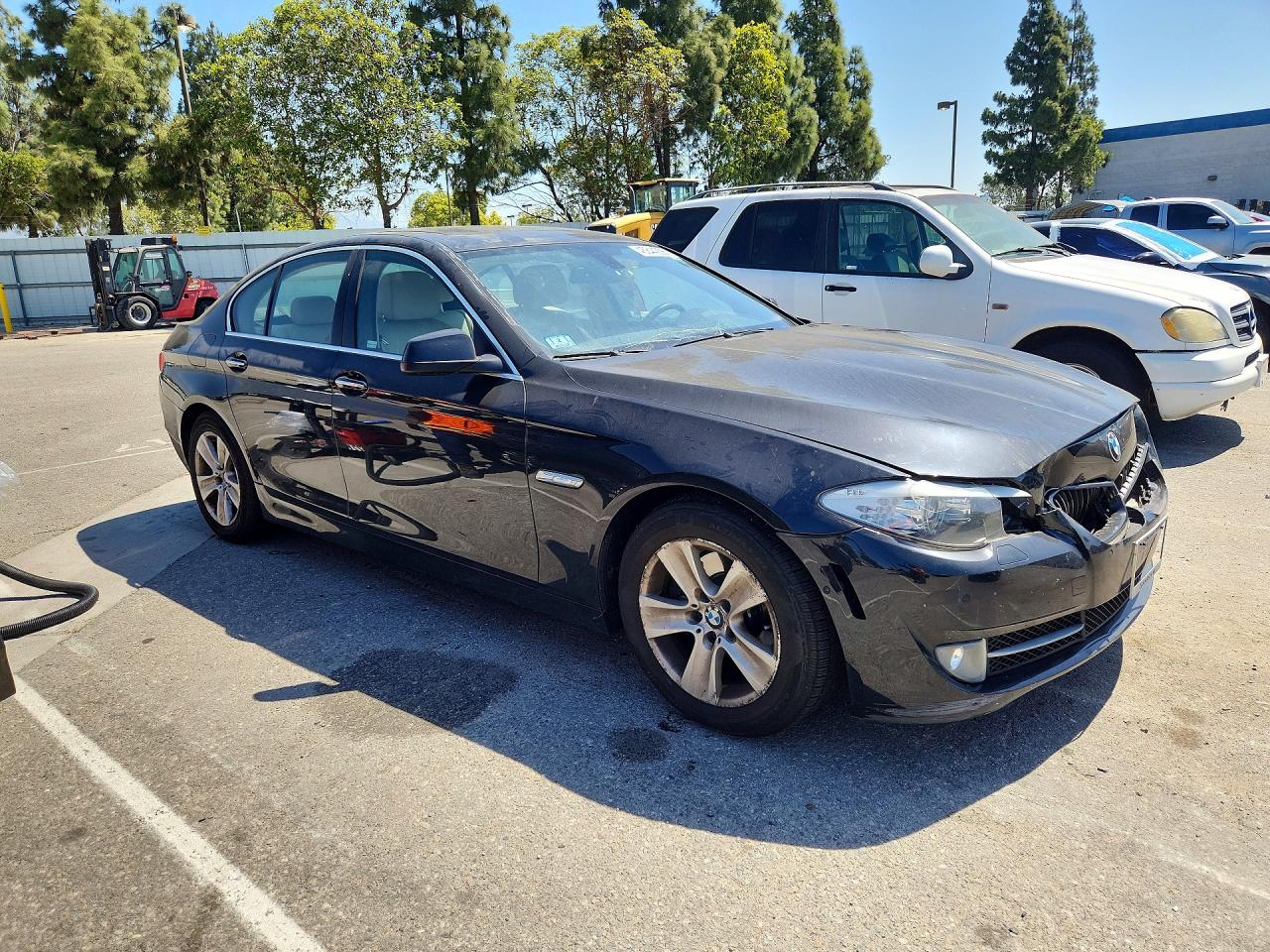 2013 Bmw 528 I Черный vin: WBAXG5C54DDY35299