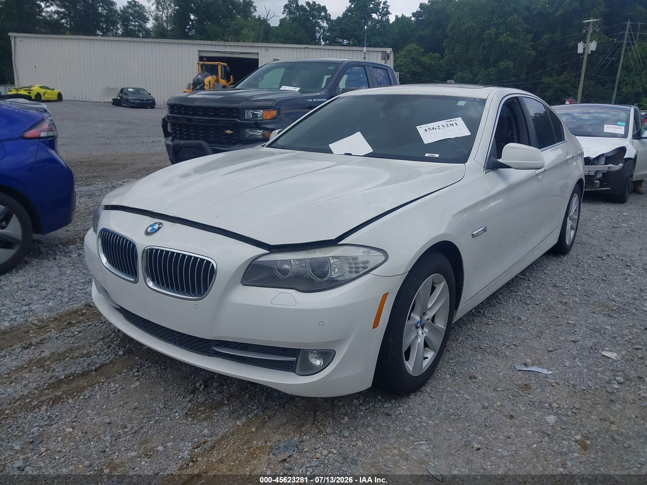 2013 Bmw 528i   White vin: WBAXG5C54DDY36629