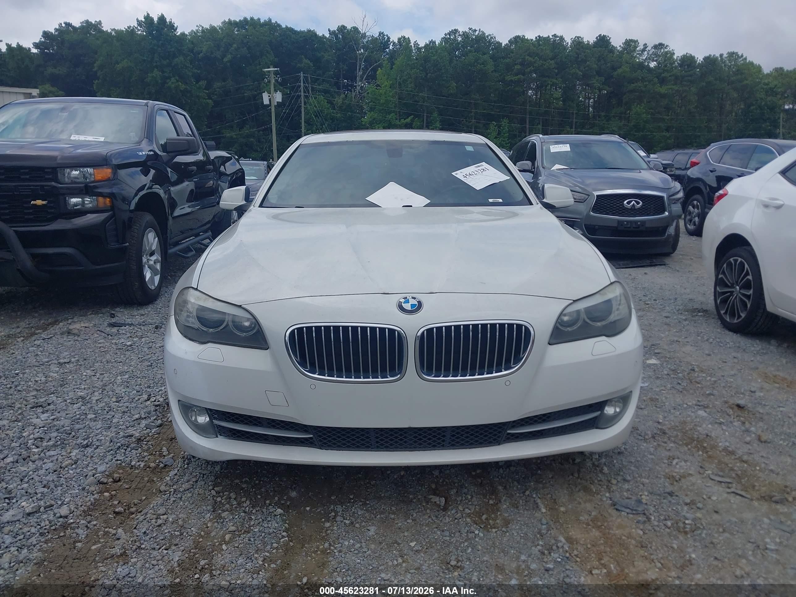 2013 Bmw 528i   White vin: WBAXG5C54DDY36629