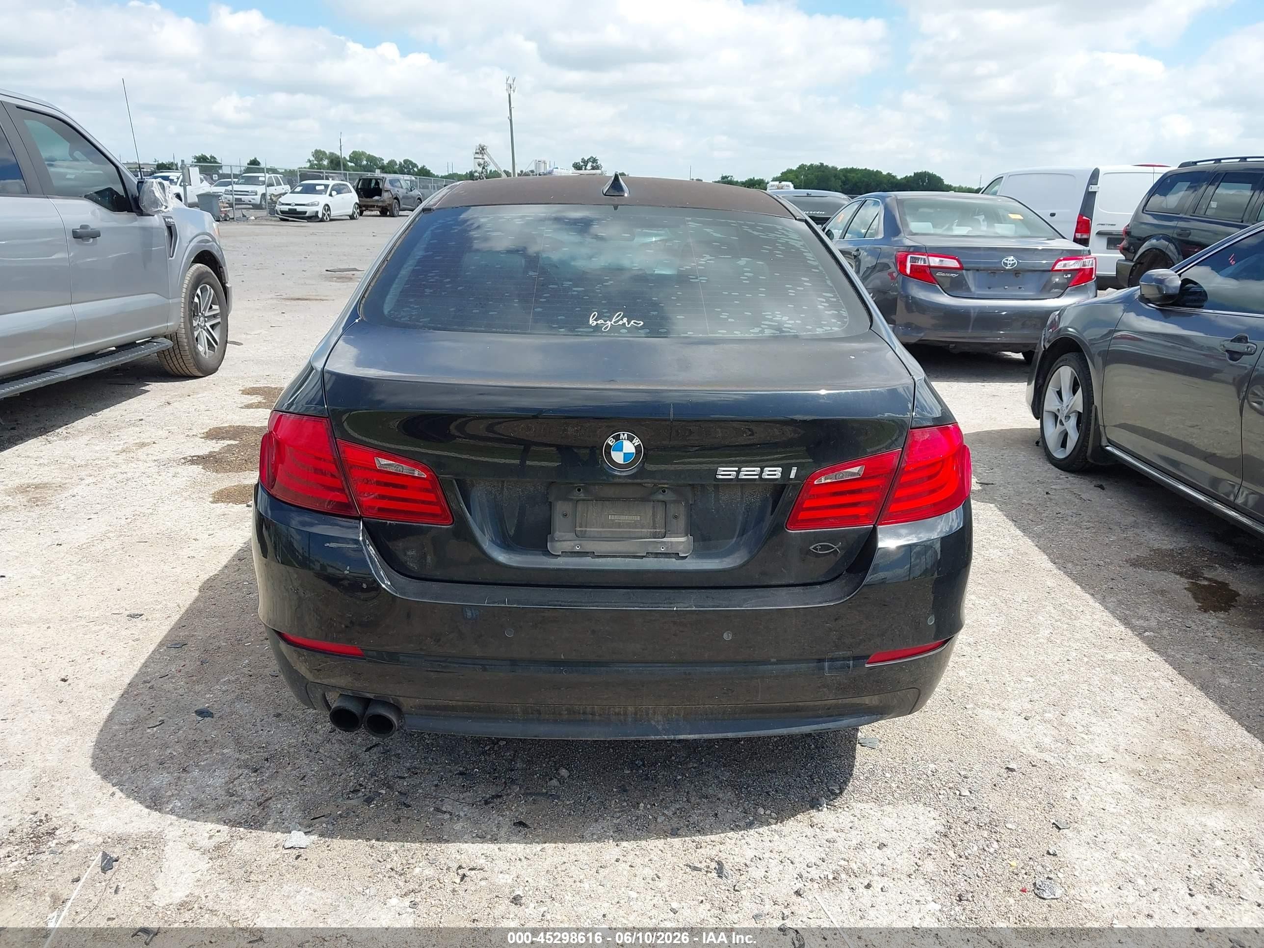 2012 Bmw 528i   Black vin: WBAXG5C55CDW24160