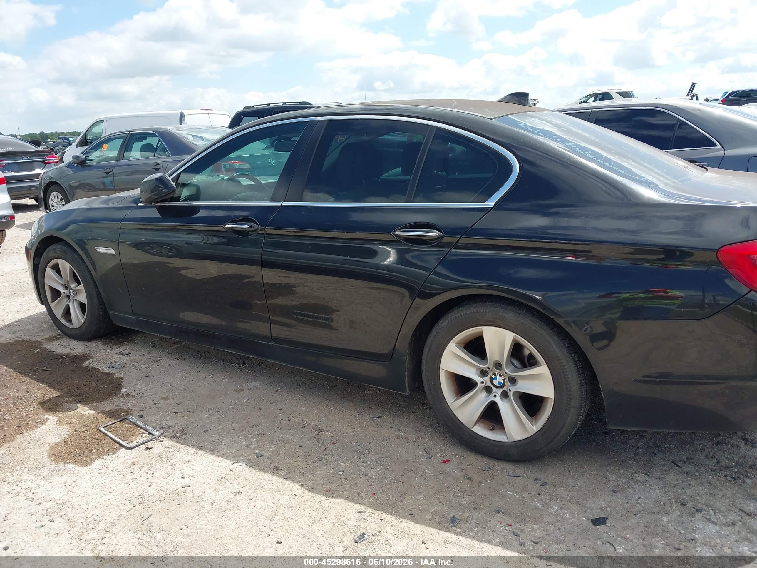 2012 Bmw 528i   Black vin: WBAXG5C55CDW24160