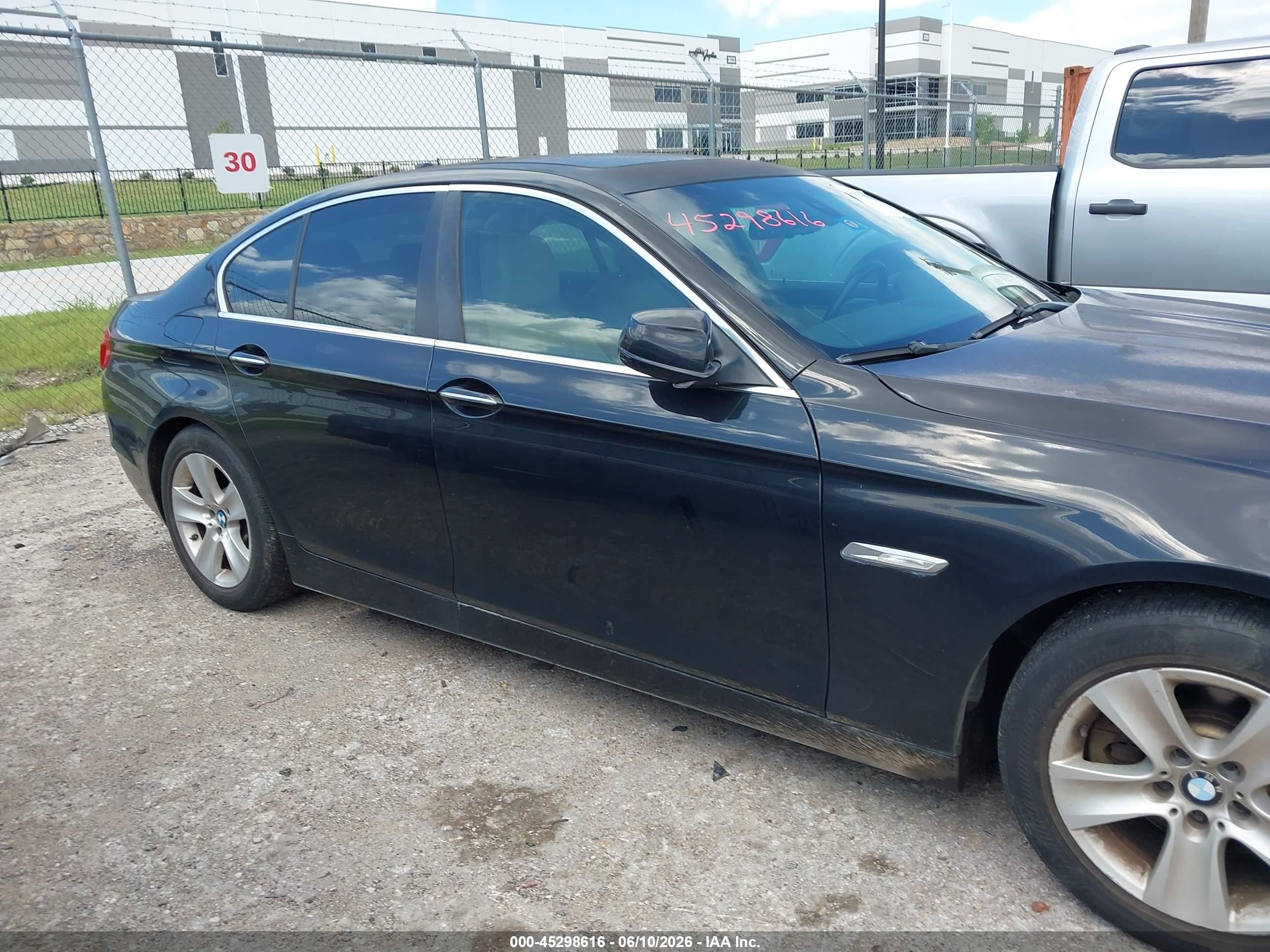 2012 Bmw 528i   Black vin: WBAXG5C55CDW24160