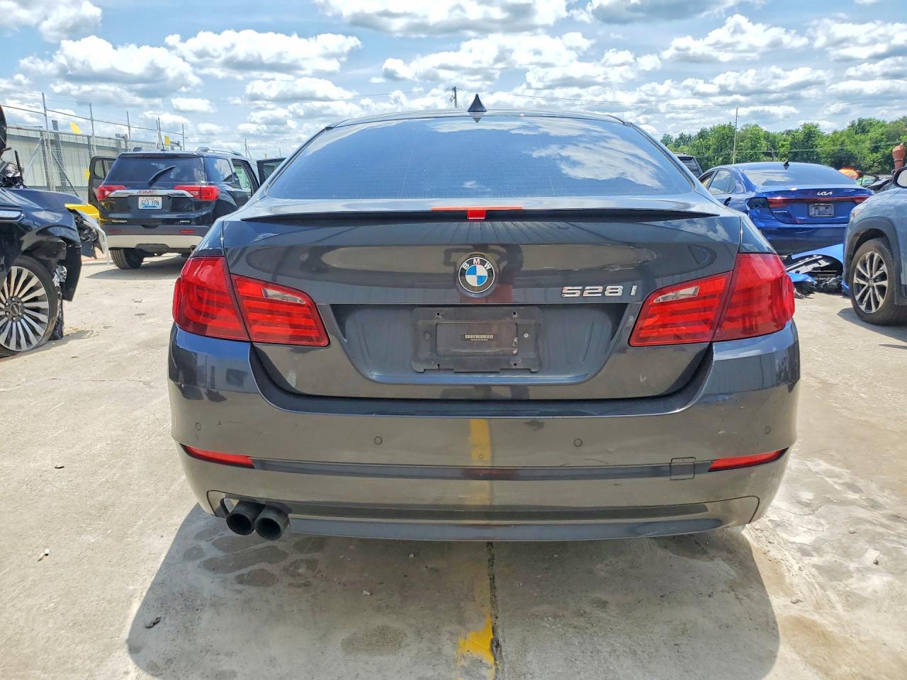 2012 Bmw 528 I Черный vin: WBAXG5C55CDW24532