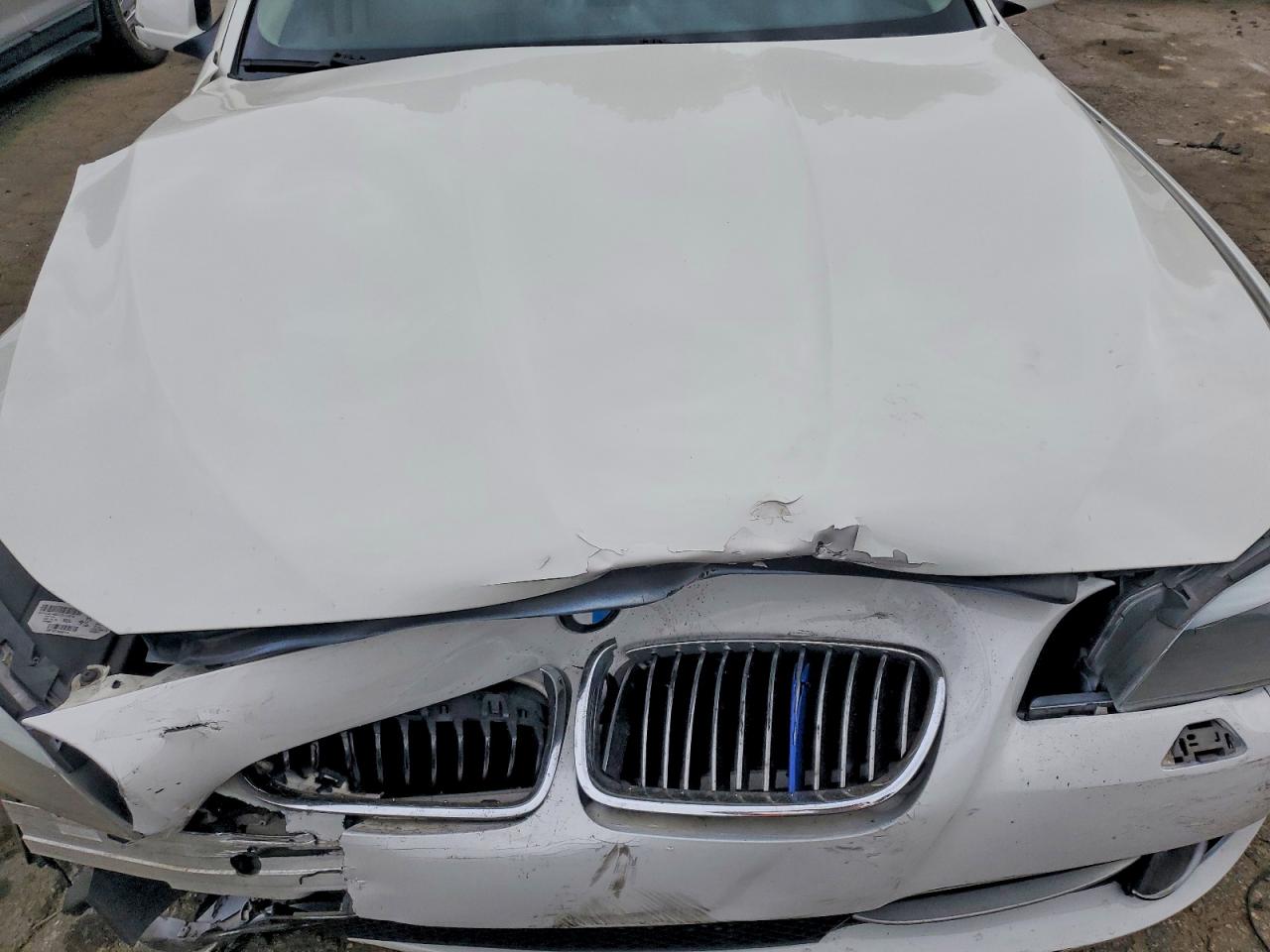 2012 Bmw 528 I White vin: WBAXG5C55CDW24983