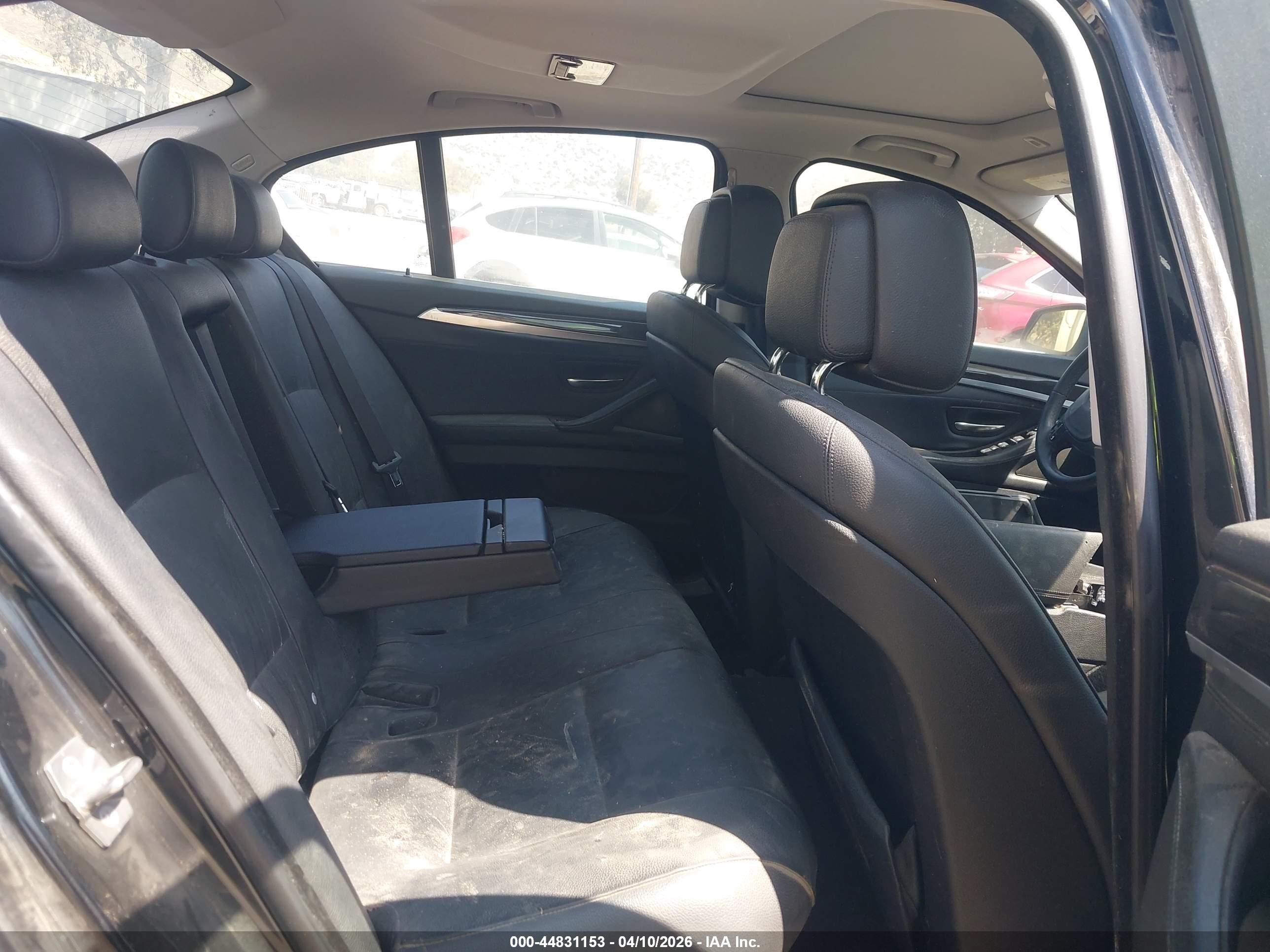 2012 Bmw 528i   Черный vin: WBAXG5C55CDX02730