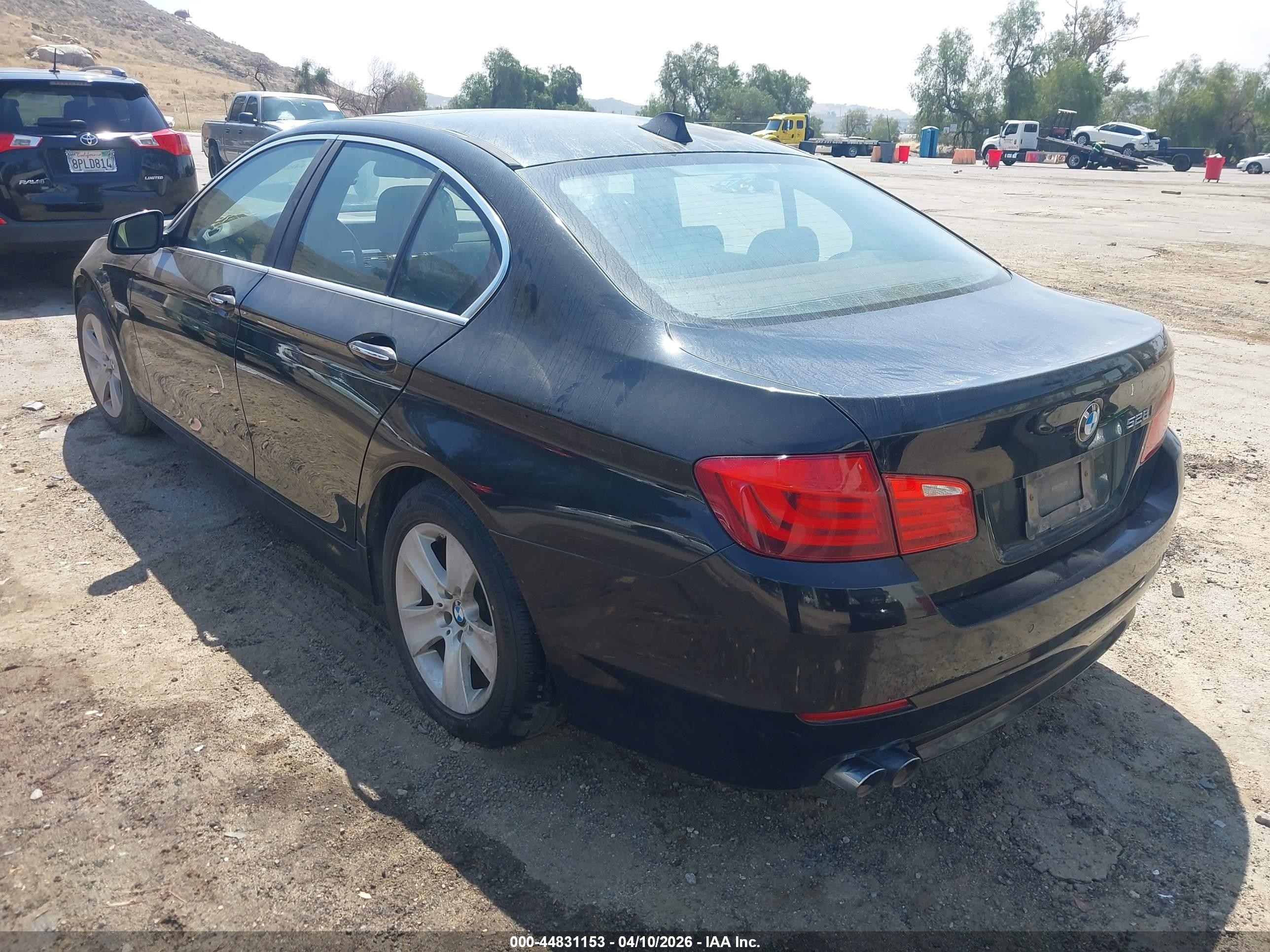 2012 Bmw 528i   Черный vin: WBAXG5C55CDX02730
