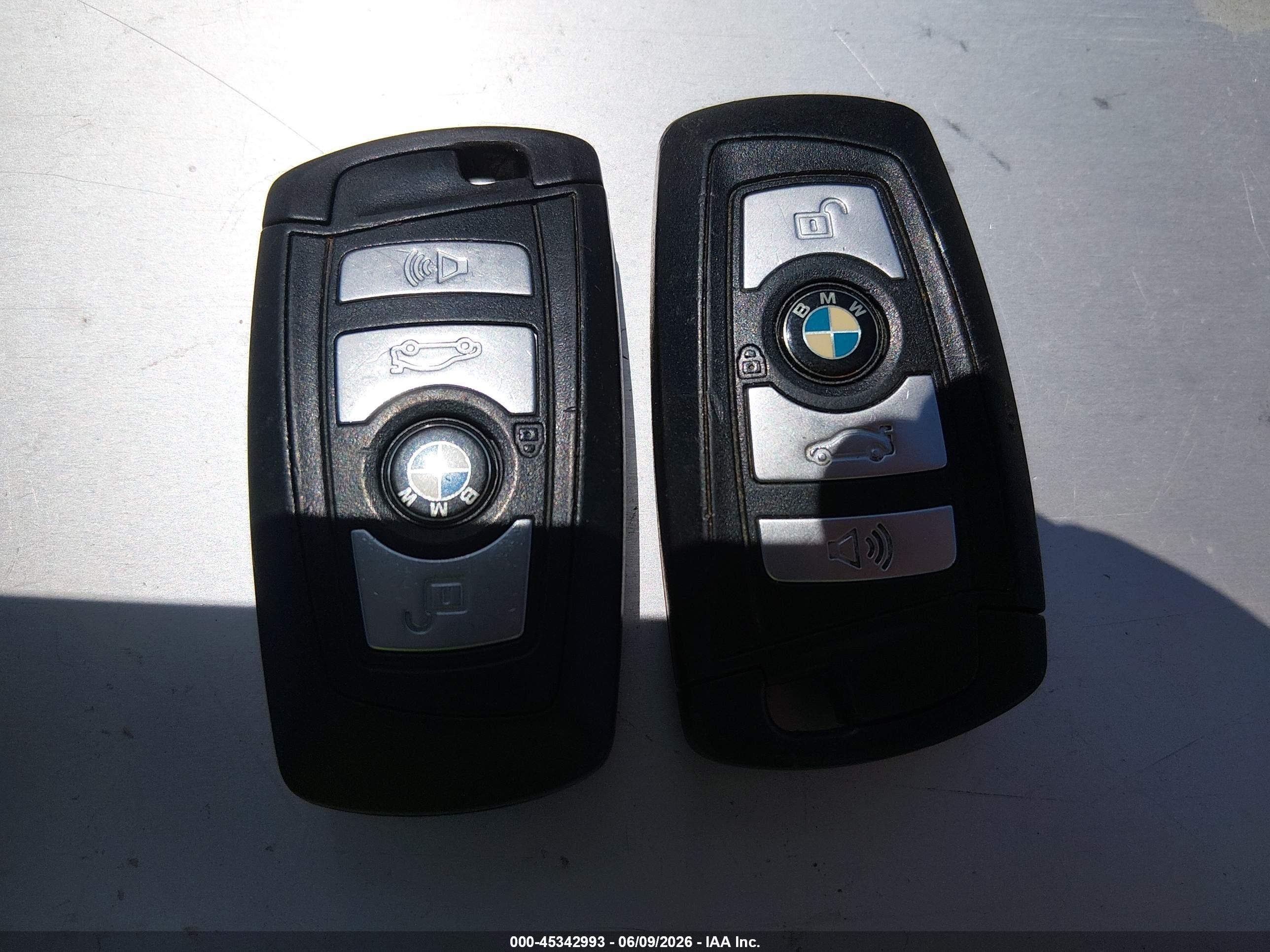 2012 Bmw 528i   White vin: WBAXG5C55CDX03831
