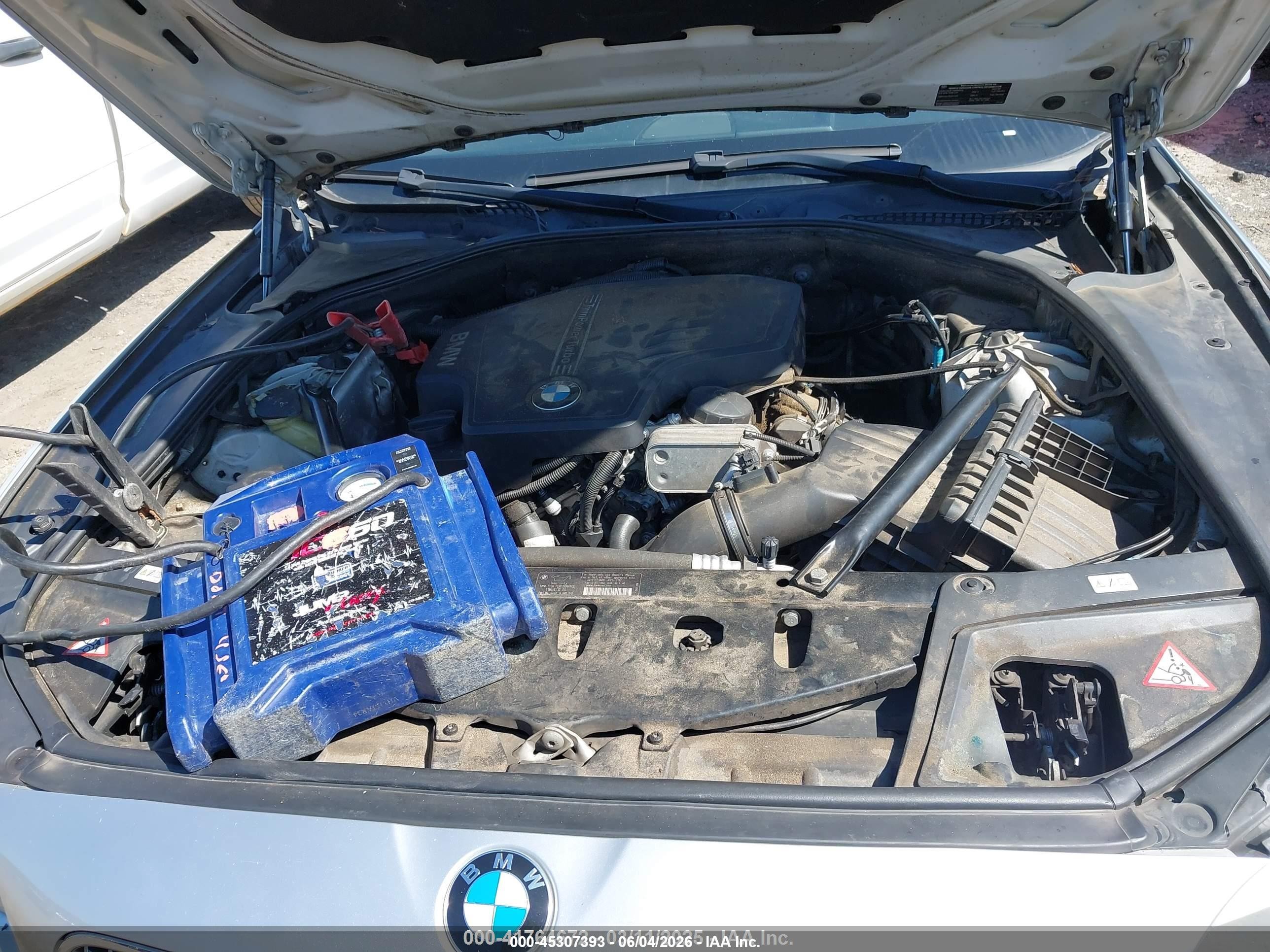 2012 Bmw 528i   Silver vin: WBAXG5C56CDX01859