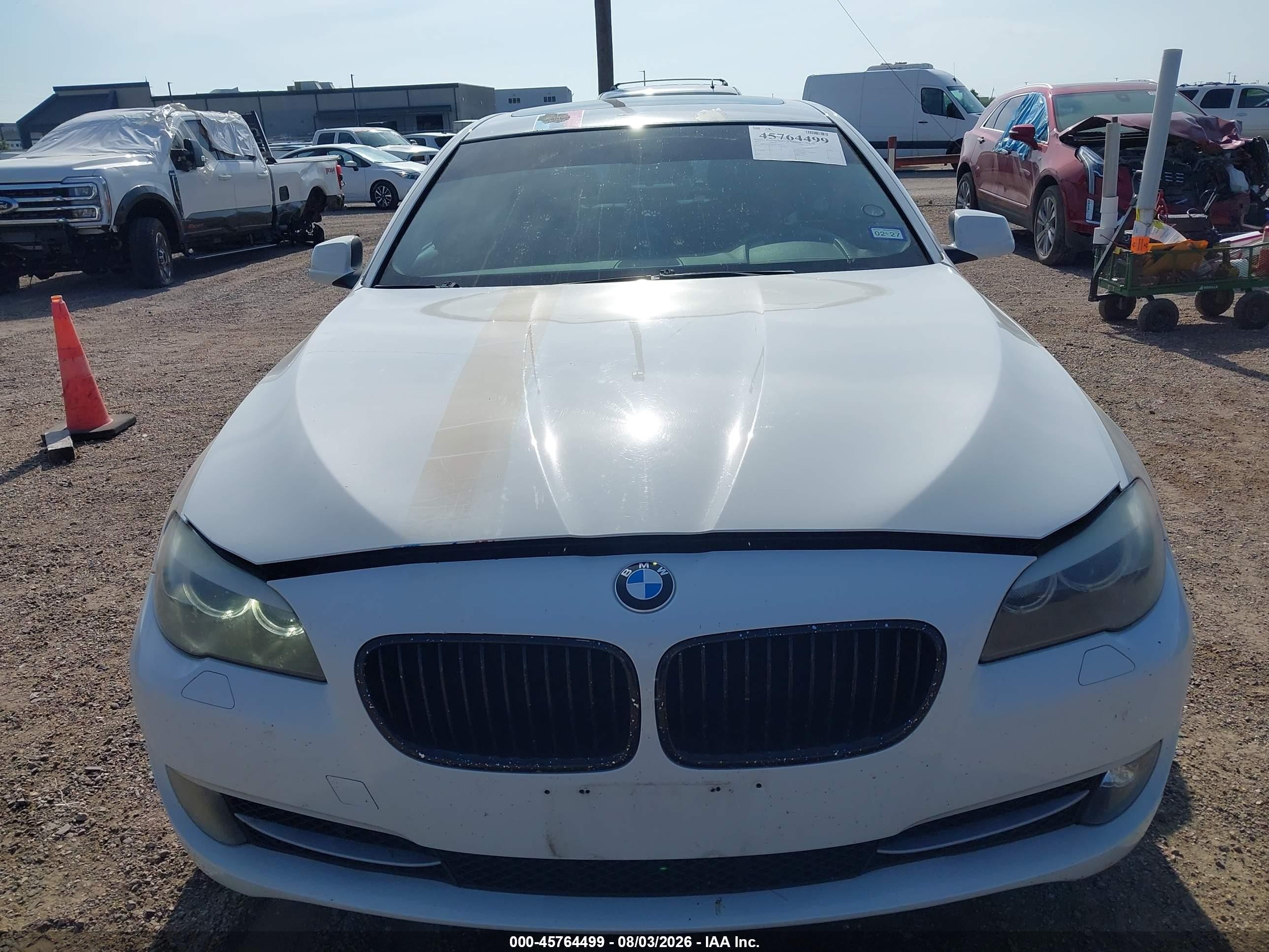 2013 Bmw 528i   White vin: WBAXG5C56DDY34915