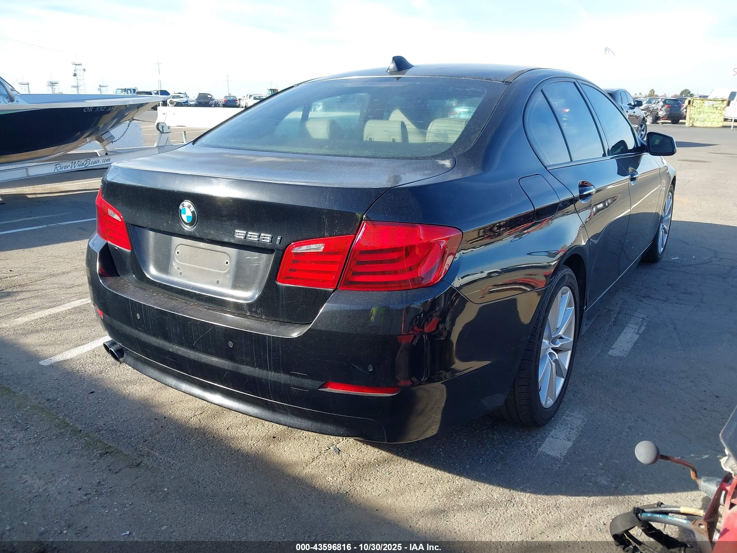 2012 Bmw 528i   Black vin: WBAXG5C57CDW92282