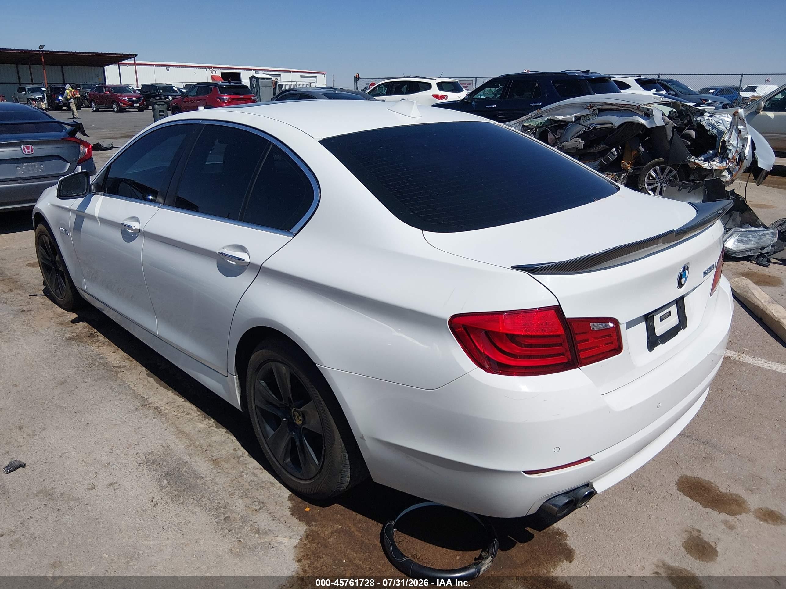 2013 Bmw 528i   Белый vin: WBAXG5C57DD235005