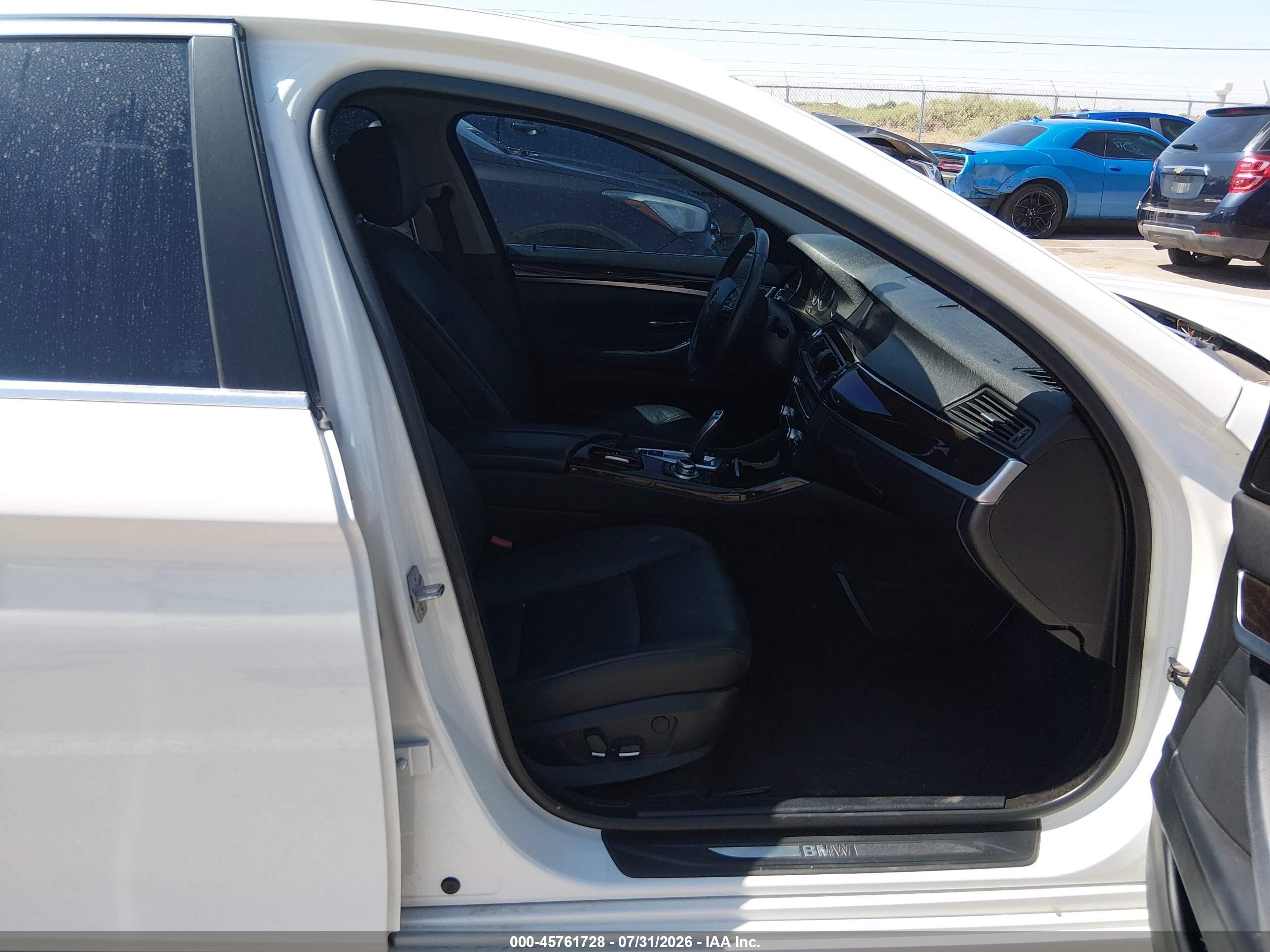 2013 Bmw 528i   Белый vin: WBAXG5C57DD235005